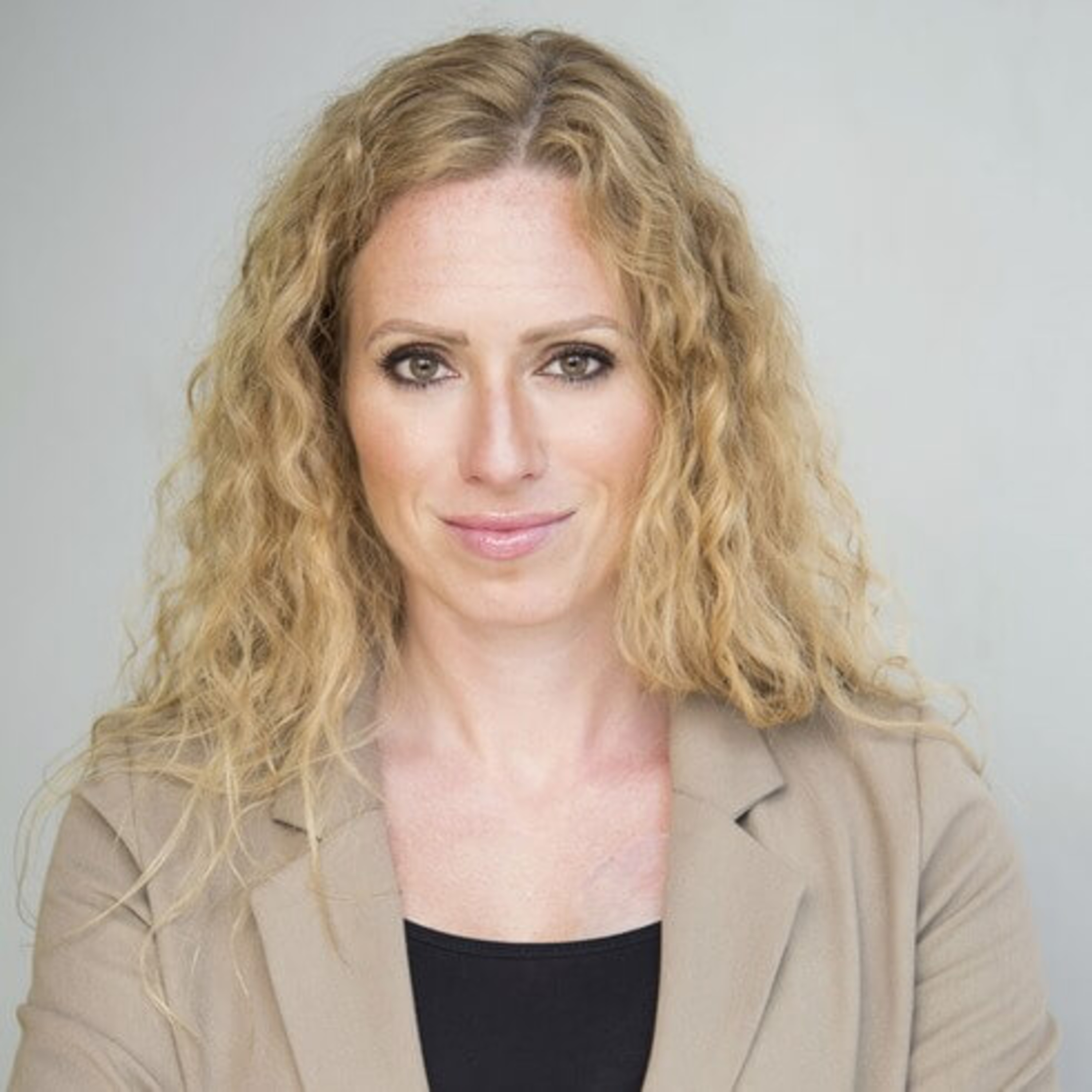Resilience, Overcoming Adversity and Personal Branding with Victoria Pelletier - SG205 episode artwork