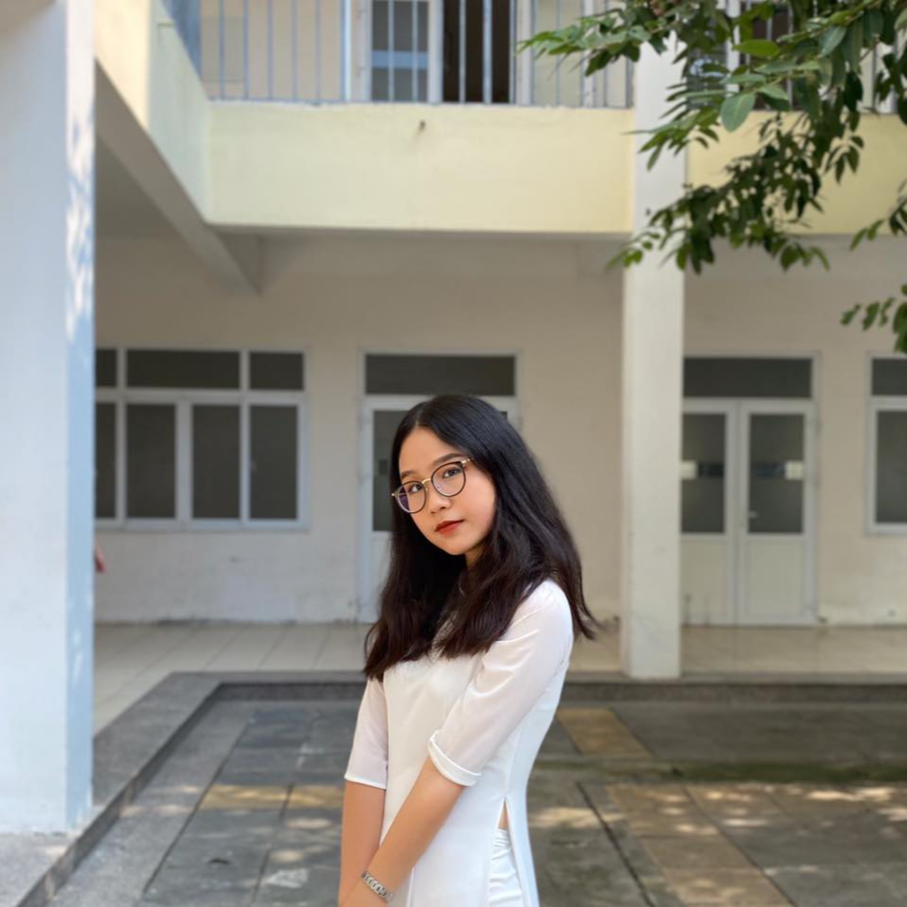 [Tốt hơn 1%] Nếu không là ai cả, liệu mình có được yêu thương?