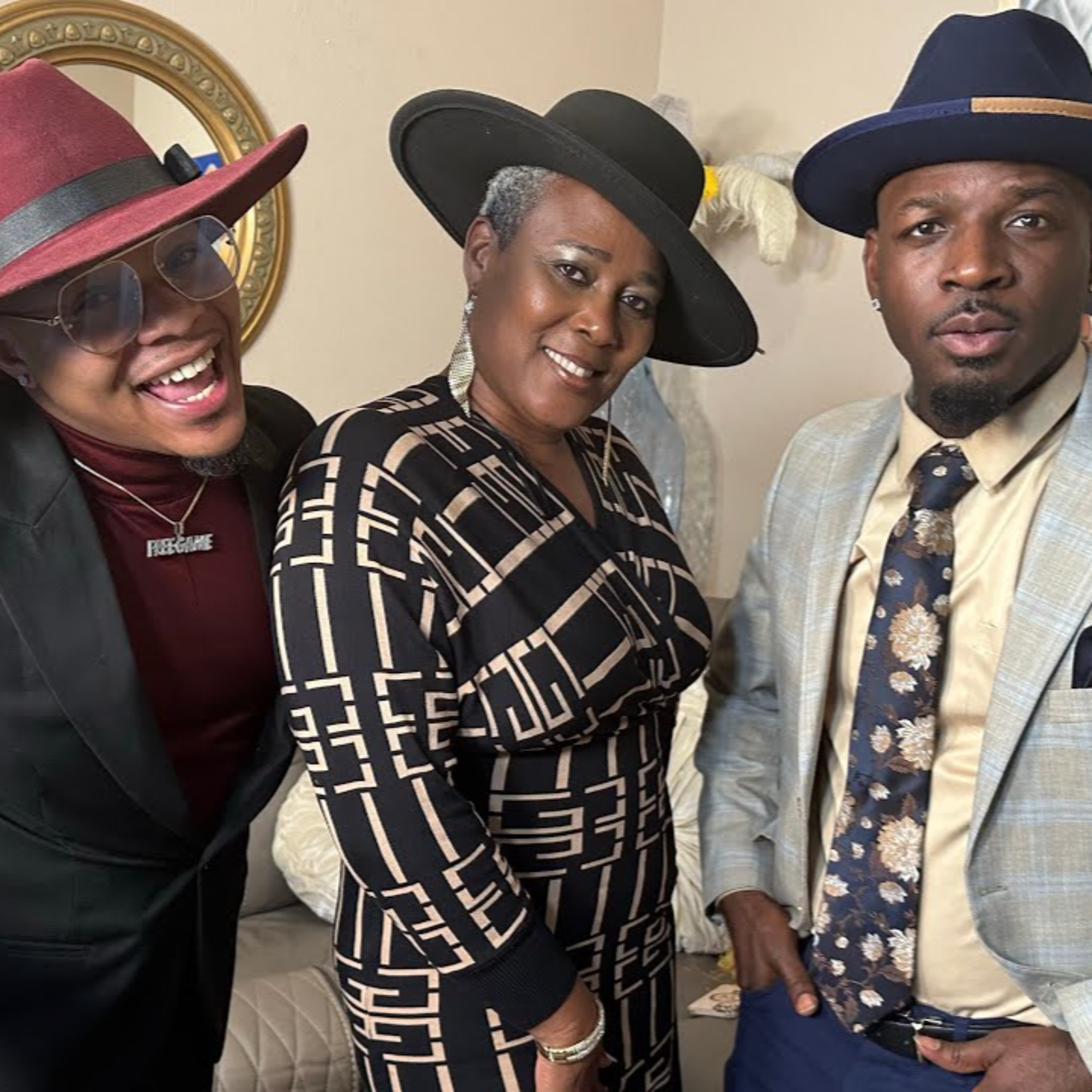 ManeStream: Country Folk In The City