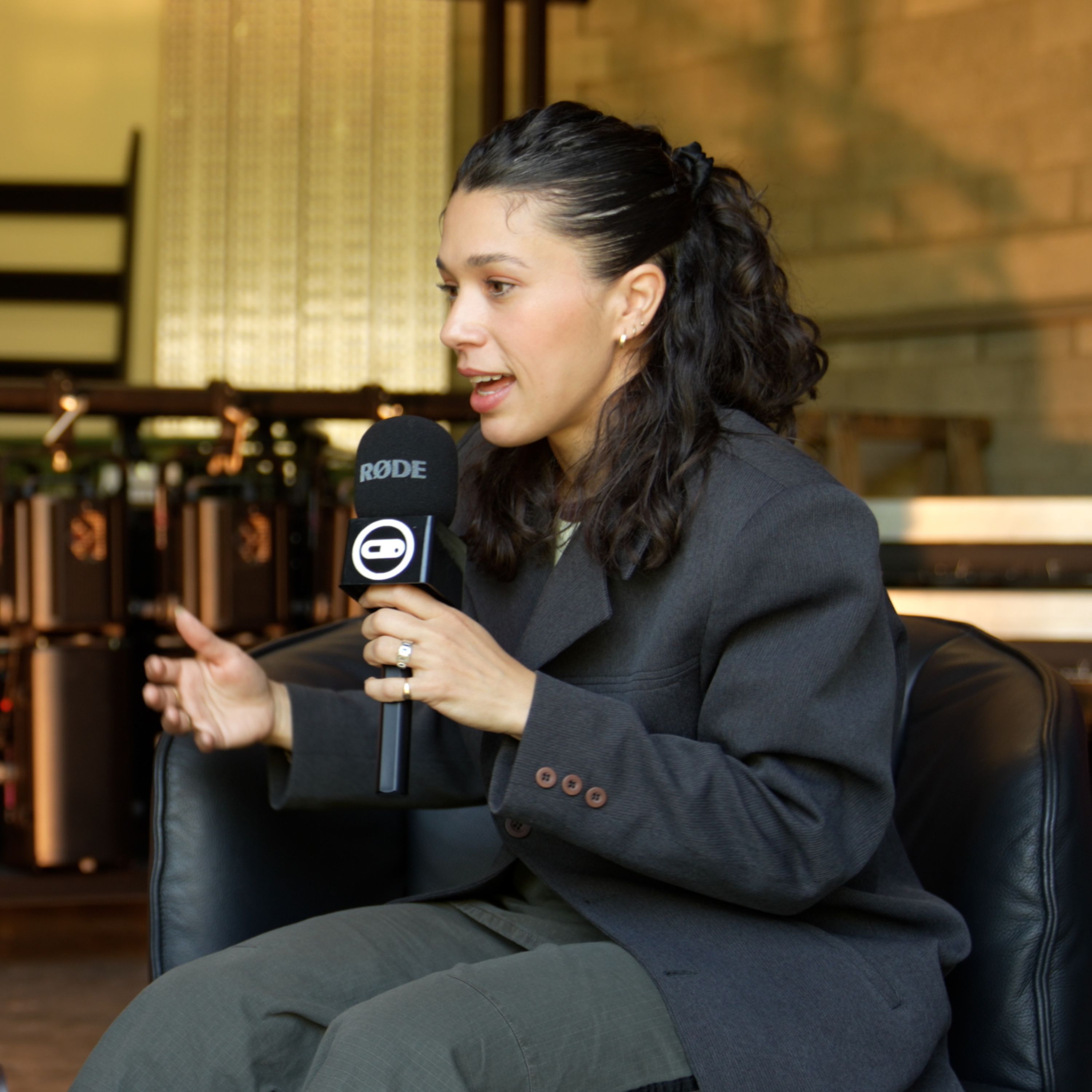 Laura Nala on Paris Hip Hop, Originality & Why Battles Lost Their Meaning episode artwork