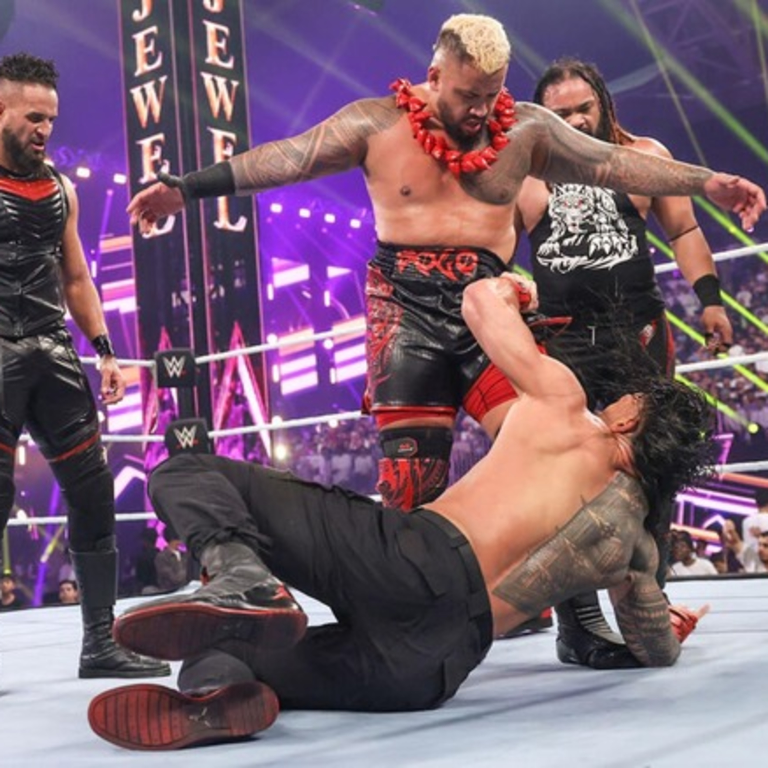 Solo Sikoa vence a Roman Reigns en WWE Crown Jewel / Difunto es el Rey del Inframundo en el CMLL episode artwork