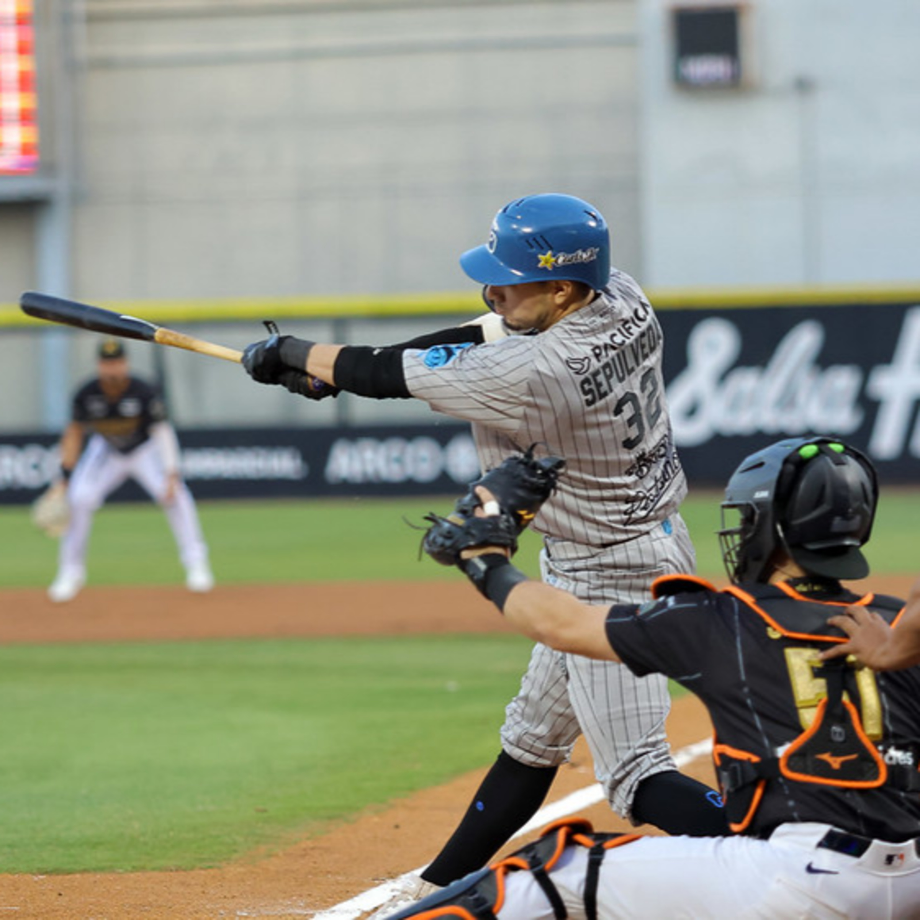 Playoffs LMP: Naranjeros cae contra Yaquis en el primero; Última semana de NFL; NBA All-Star episode artwork