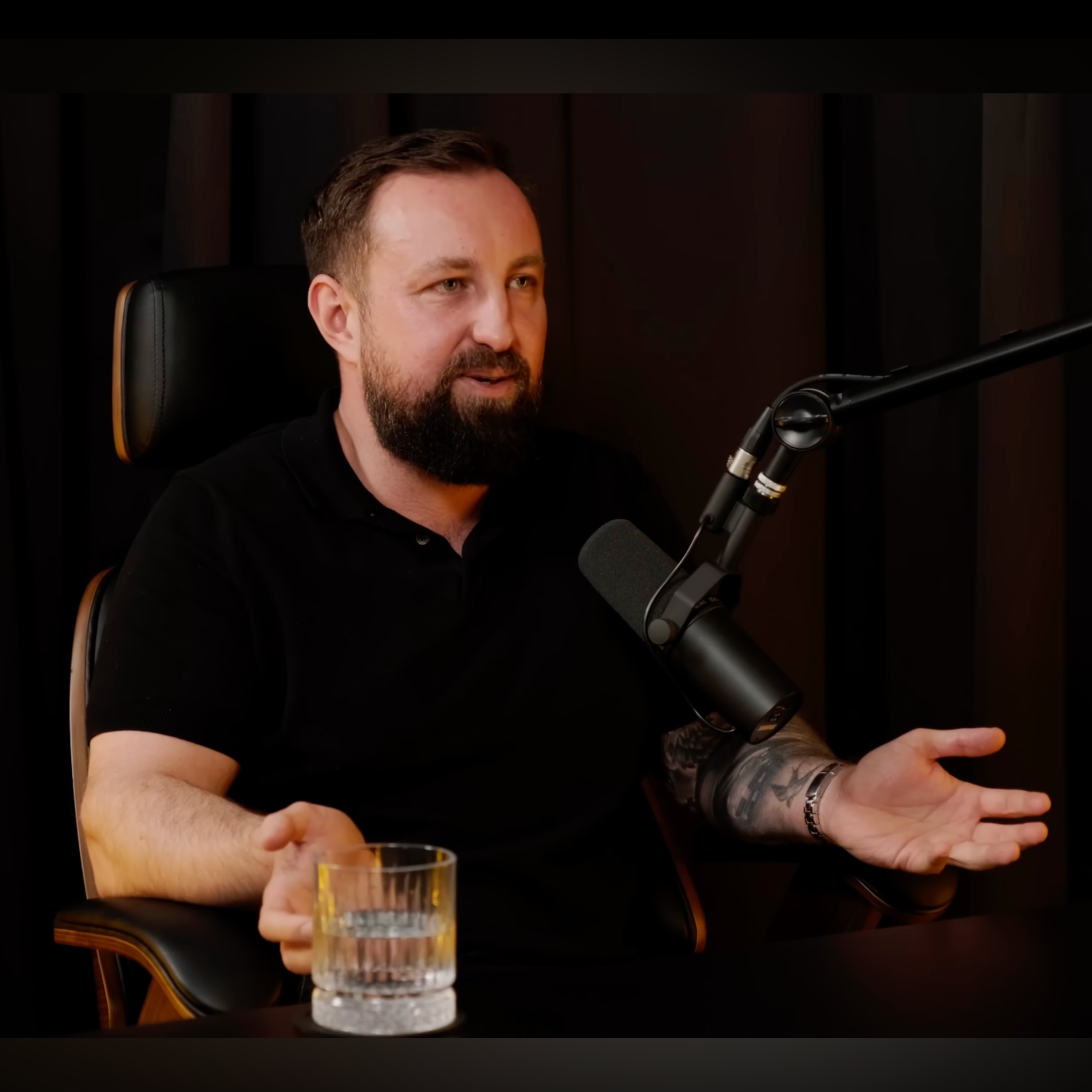186- Konferencje to "skok na kasę" i kupowanie nagród? | Bez Ogródek episode artwork