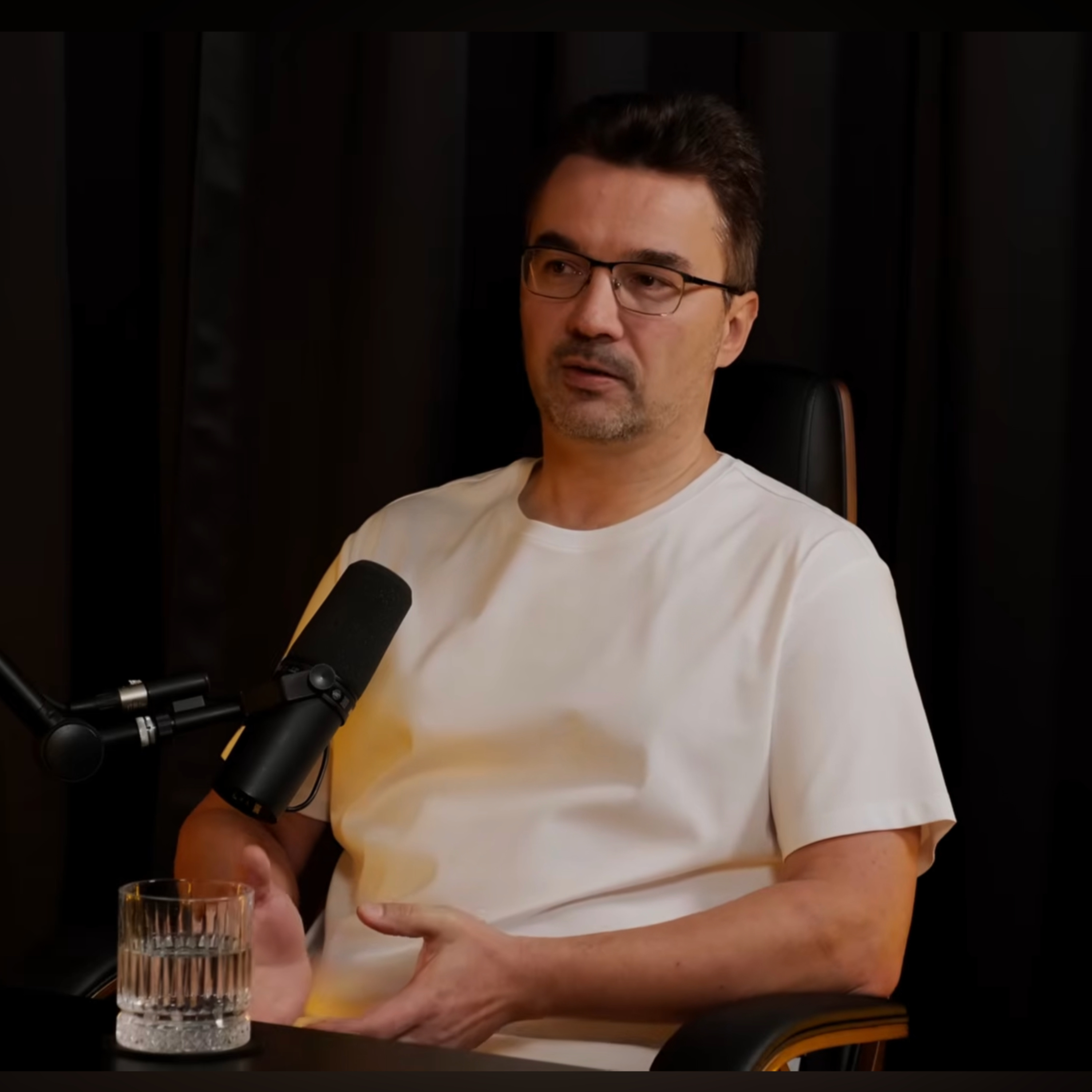 198-CYFRYZACJA W BIZNESIE - AI w WMS: co naprawdę daje firmie? | Marcin Smereka episode artwork
