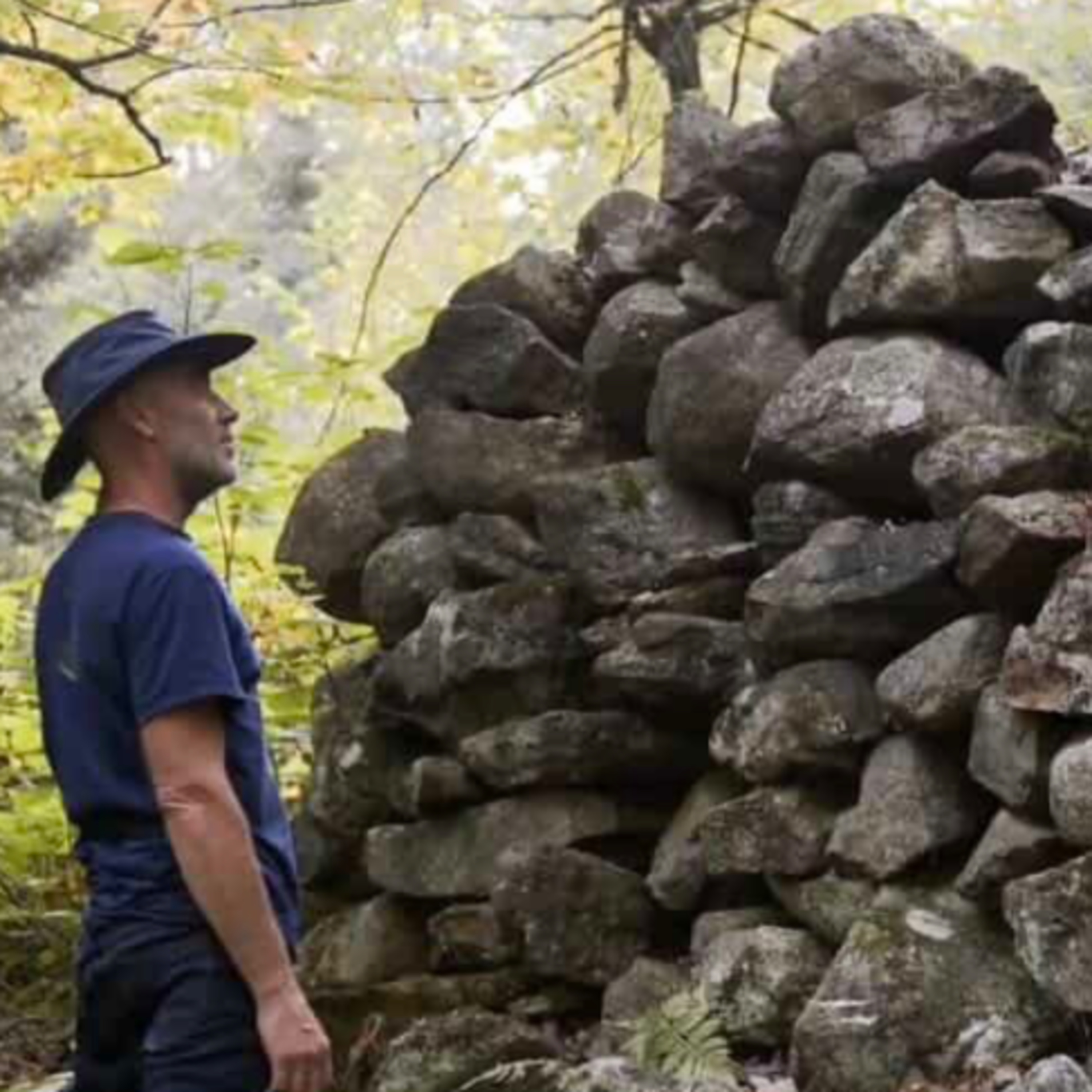 Mysterious Structures Discovered in Quebec Spark Debate / Steve Durand