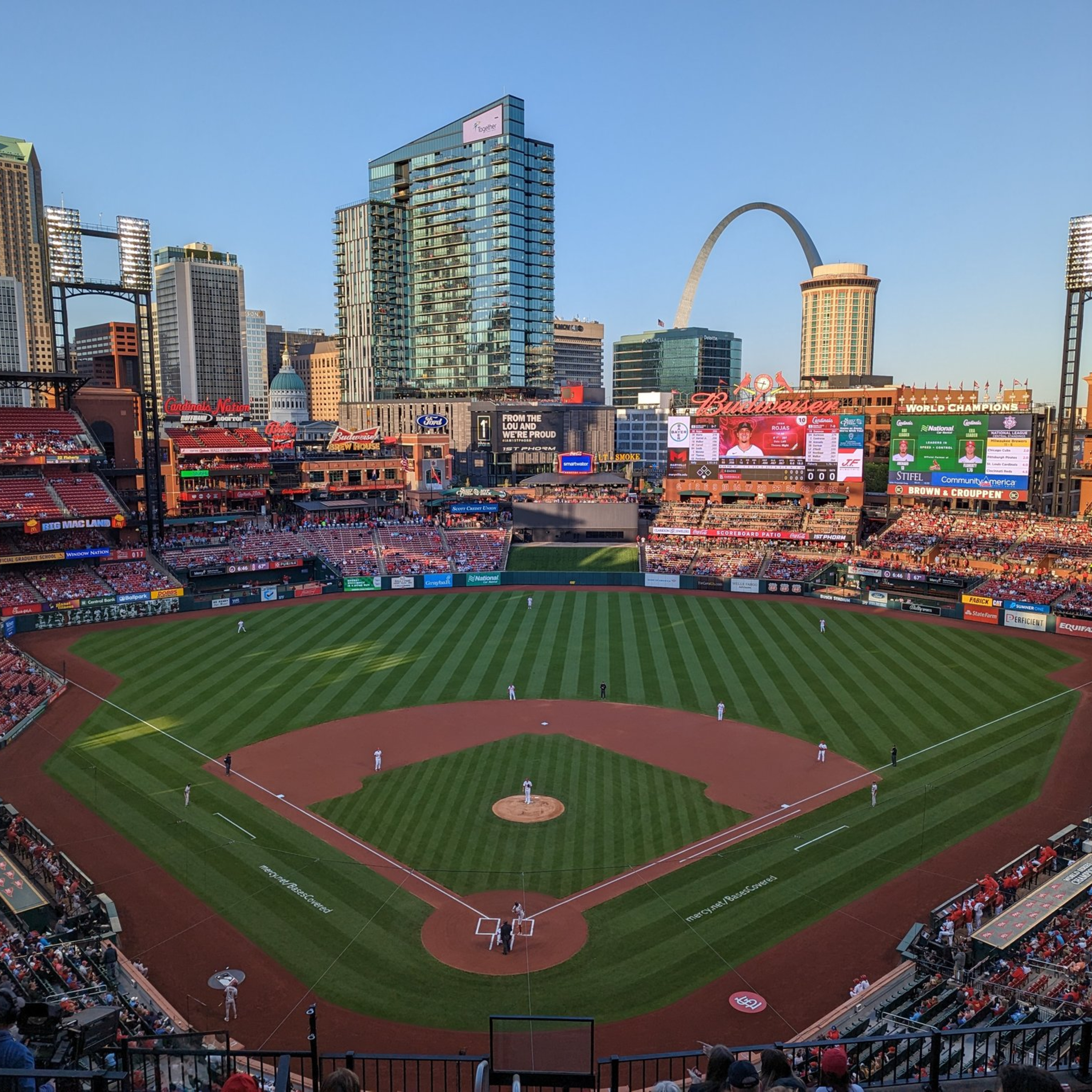 Ep. 386: Cards roll the Dodgers to keep the vibes IMMACULATE -- Gorman, DeJong and Mercado making things happen
