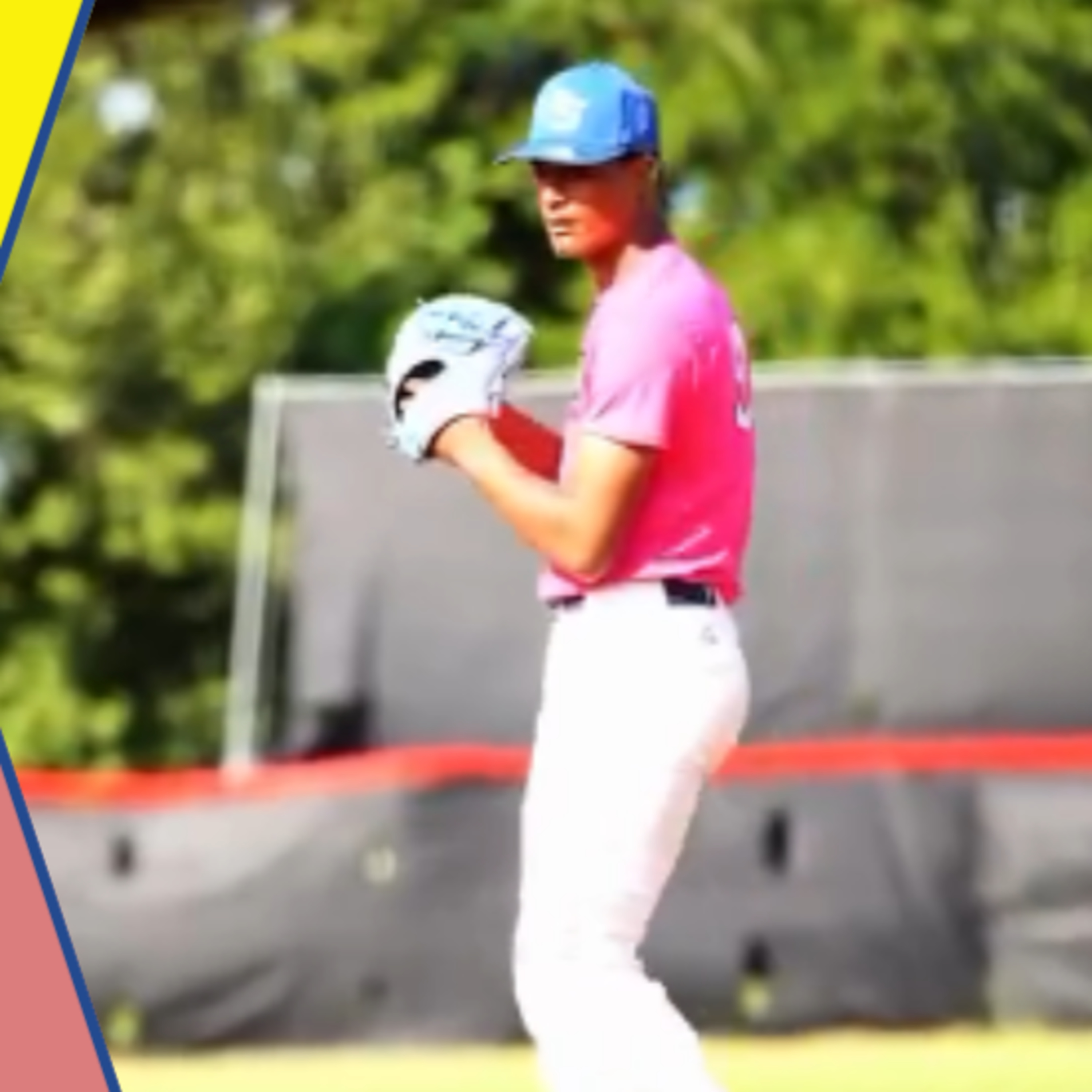 Ep. 869: Cardinals reportedly signed this teenage flamethrower in international free agency!