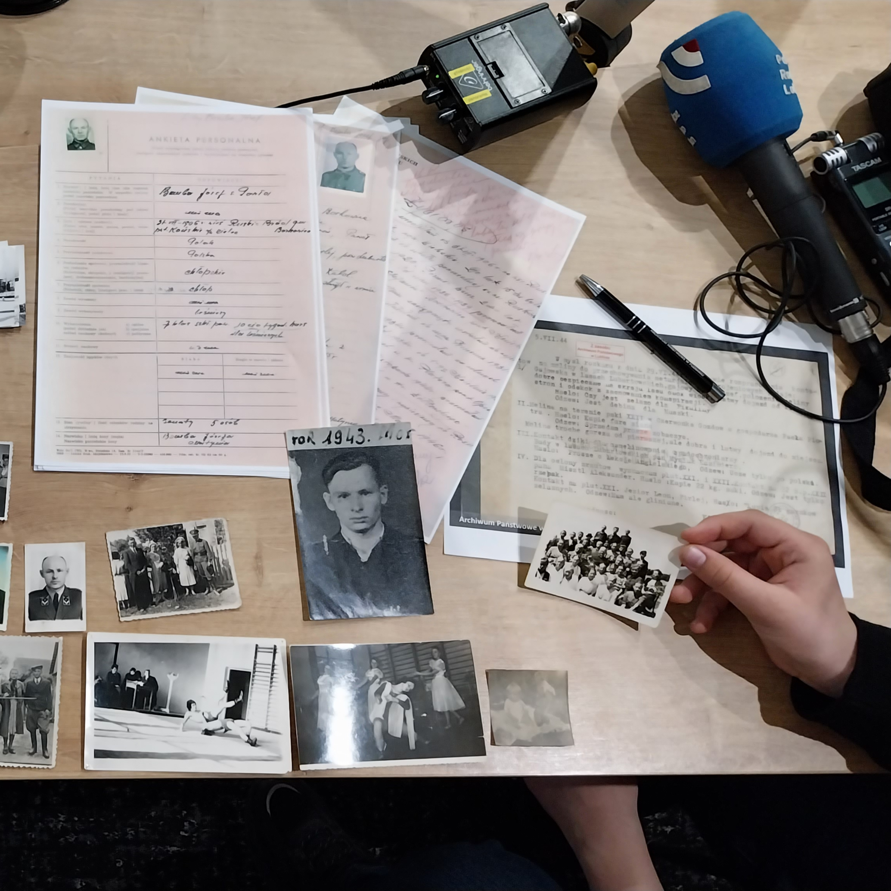 Monika Malec "Bez korzeni nie zakwitniesz"