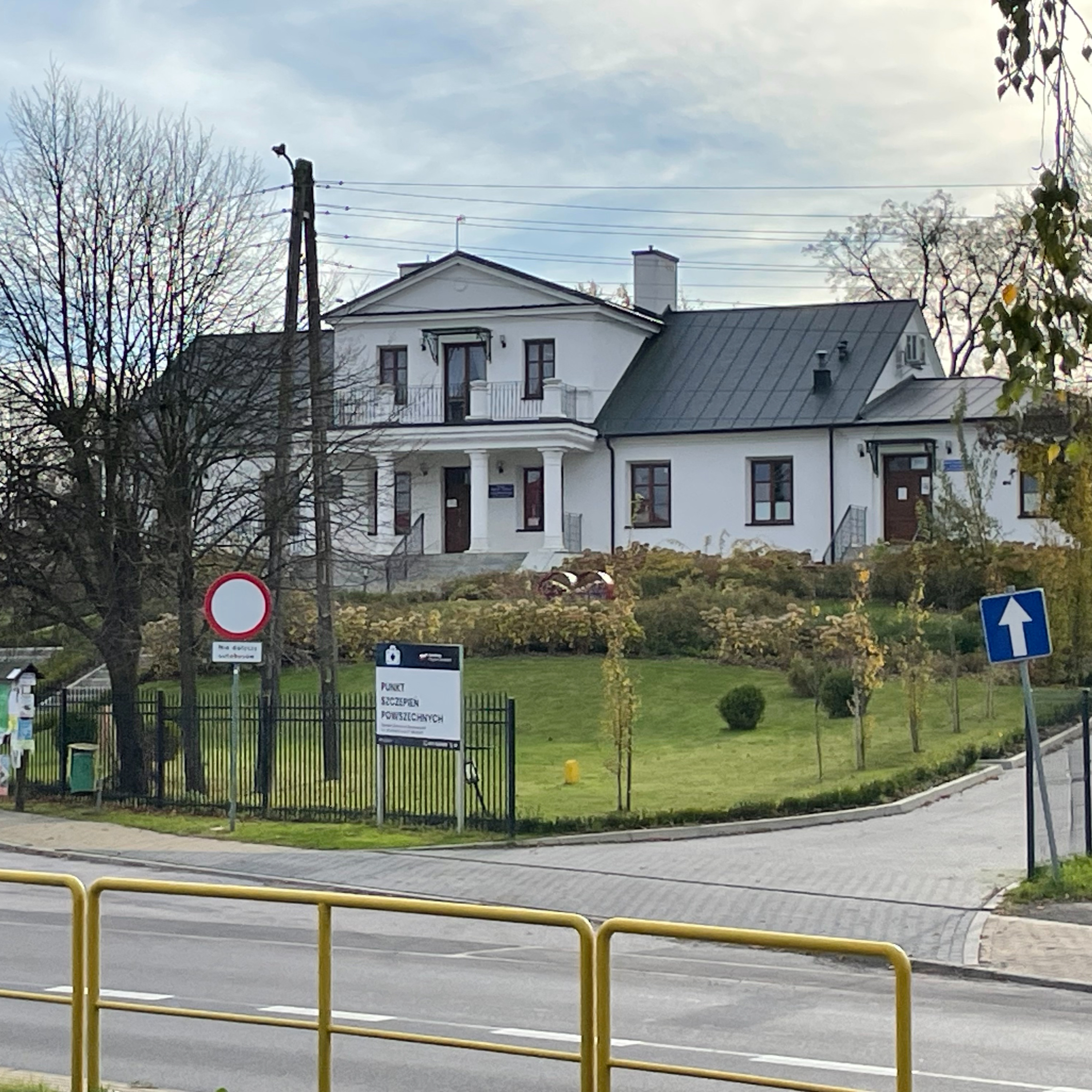 Mariusz Kamiński "Dwór za kratami cz.1"