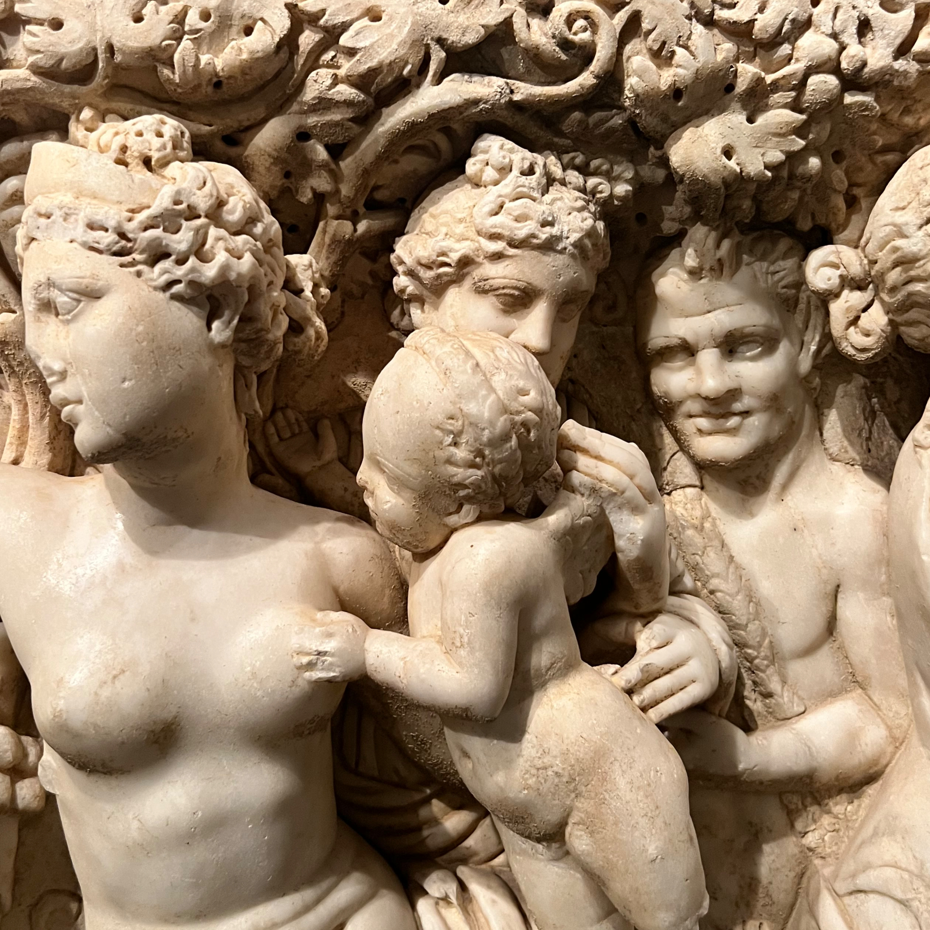 Mikrofonun Arkasında