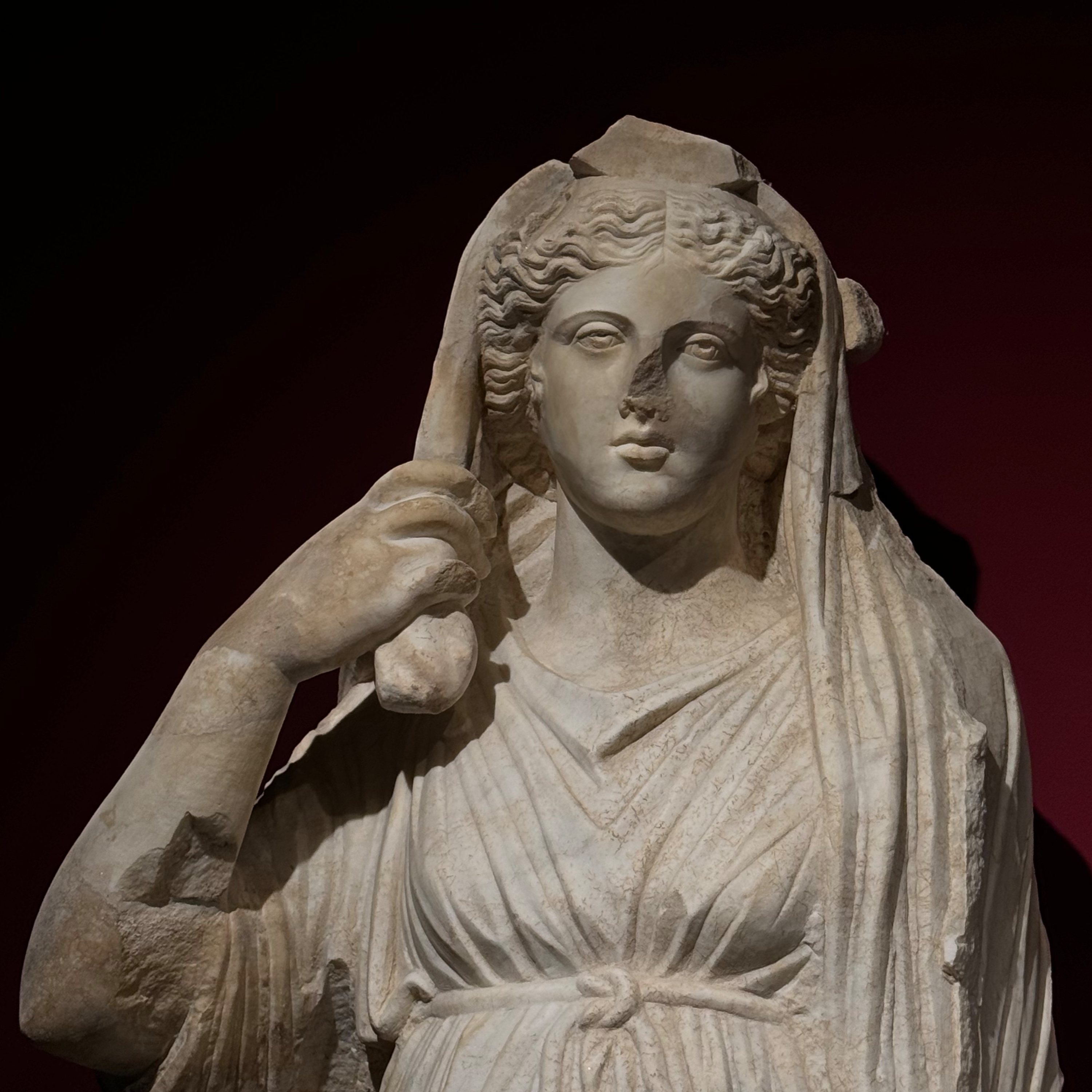 Mikrofonun Arkasında