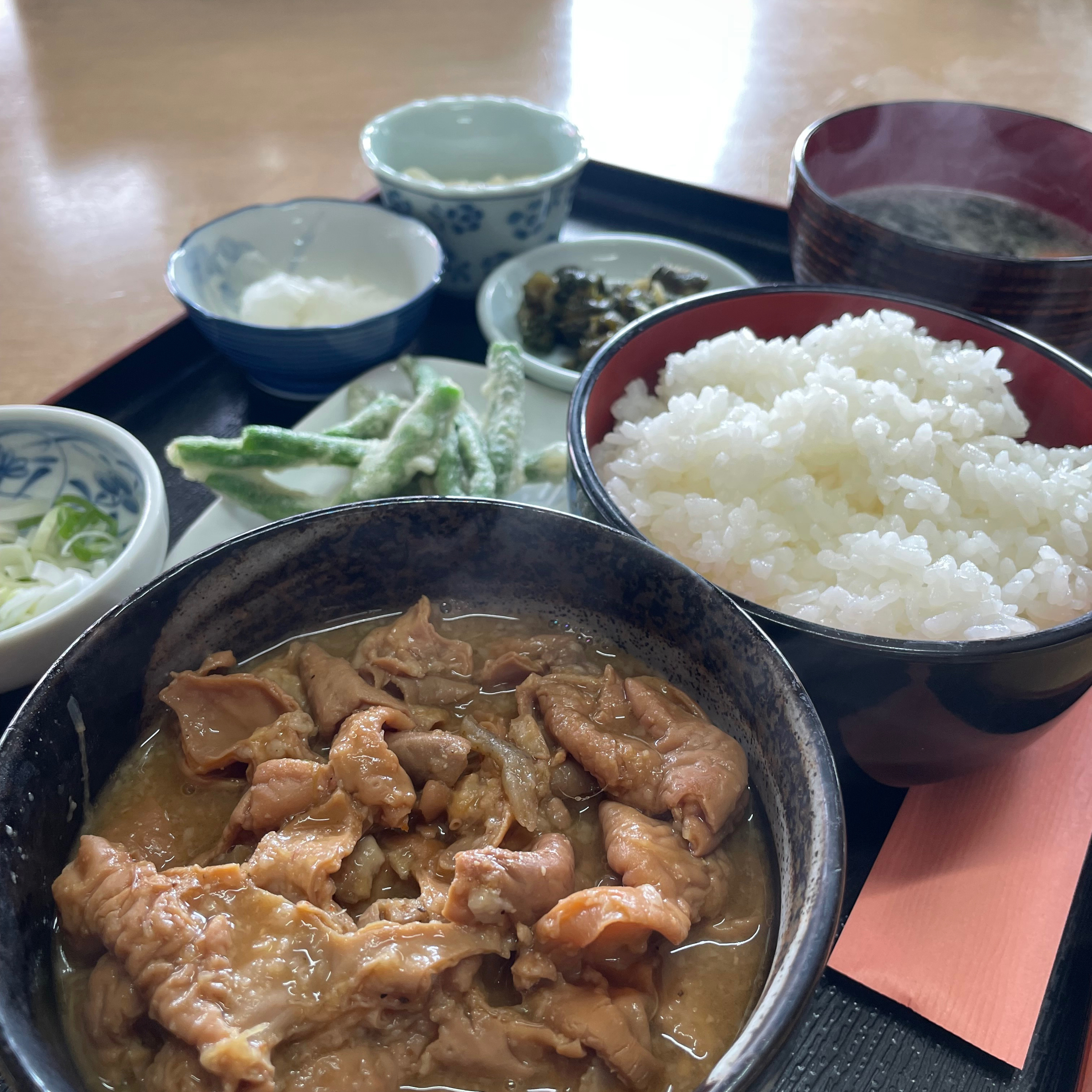 #1318 16歳から気になっていたお店の美味しいモツ煮定食 episode artwork