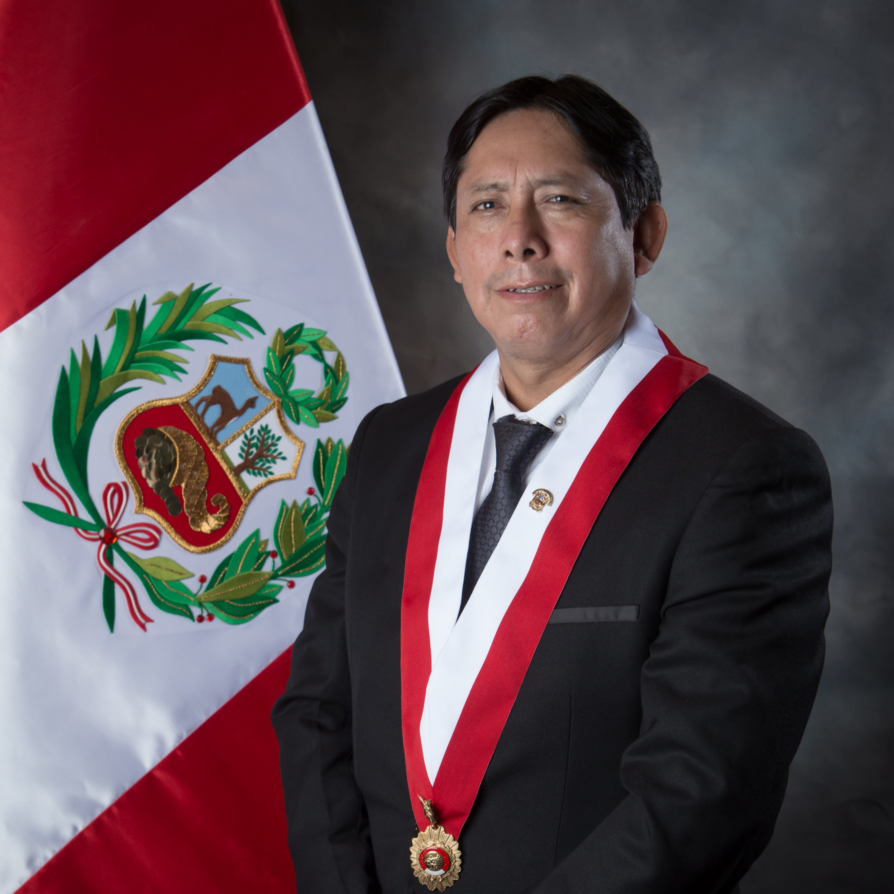 Entrevista al congresista Paúl Gutiérrez  episode artwork