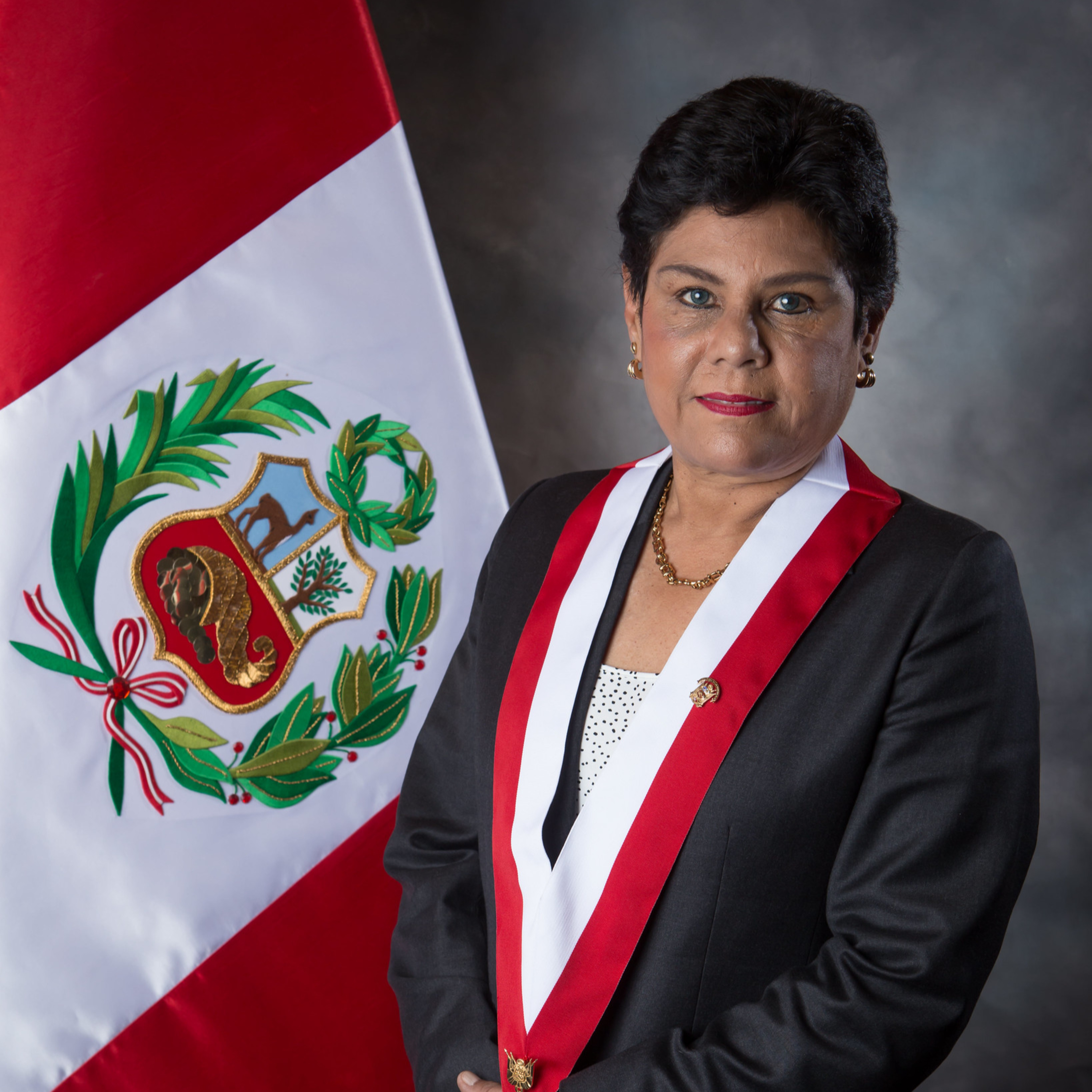 Entrevista a la congresista Norma Yarrow episode artwork