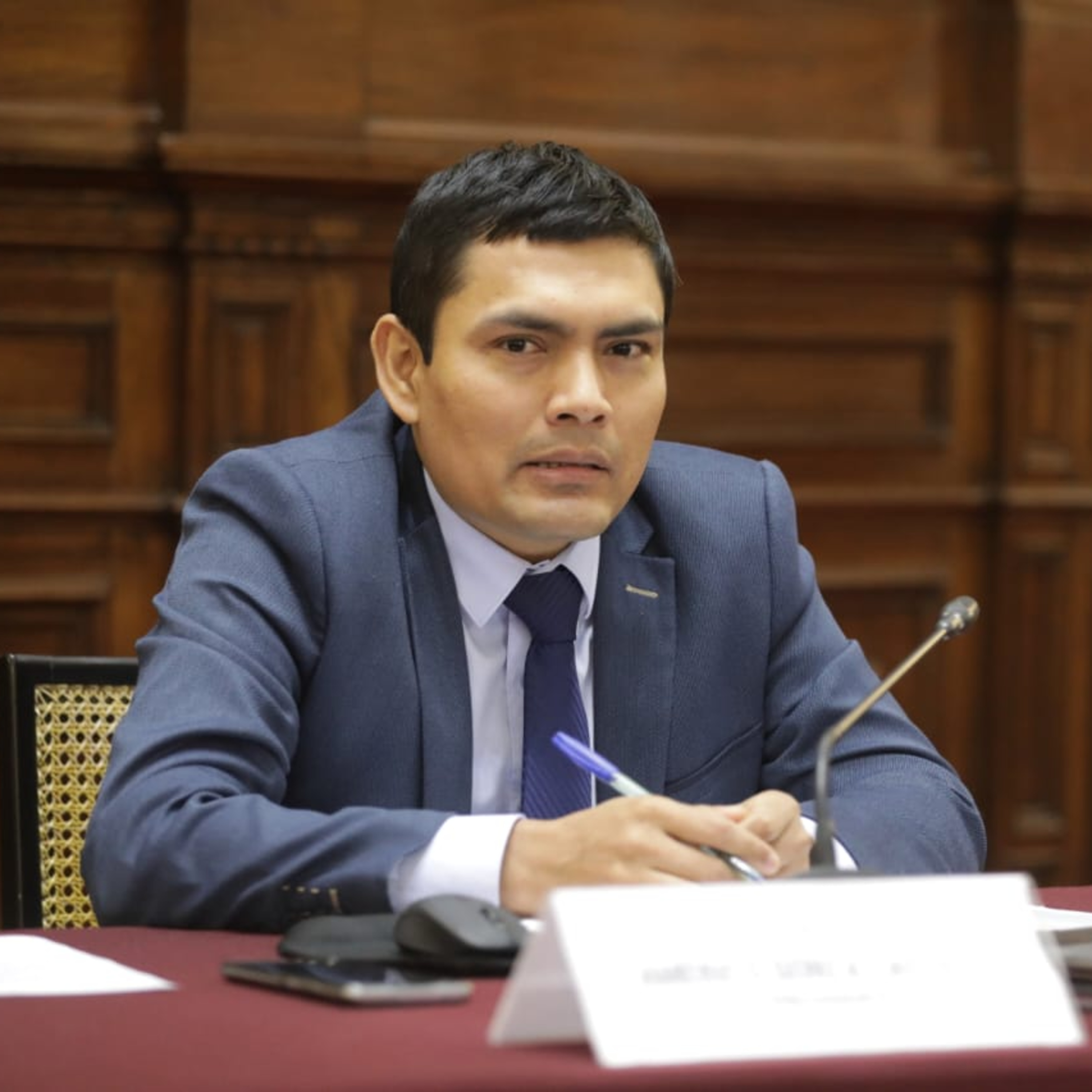 Entrevista al presidente de la Comisión de Justicia: Américo Gonza Castillo episode artwork