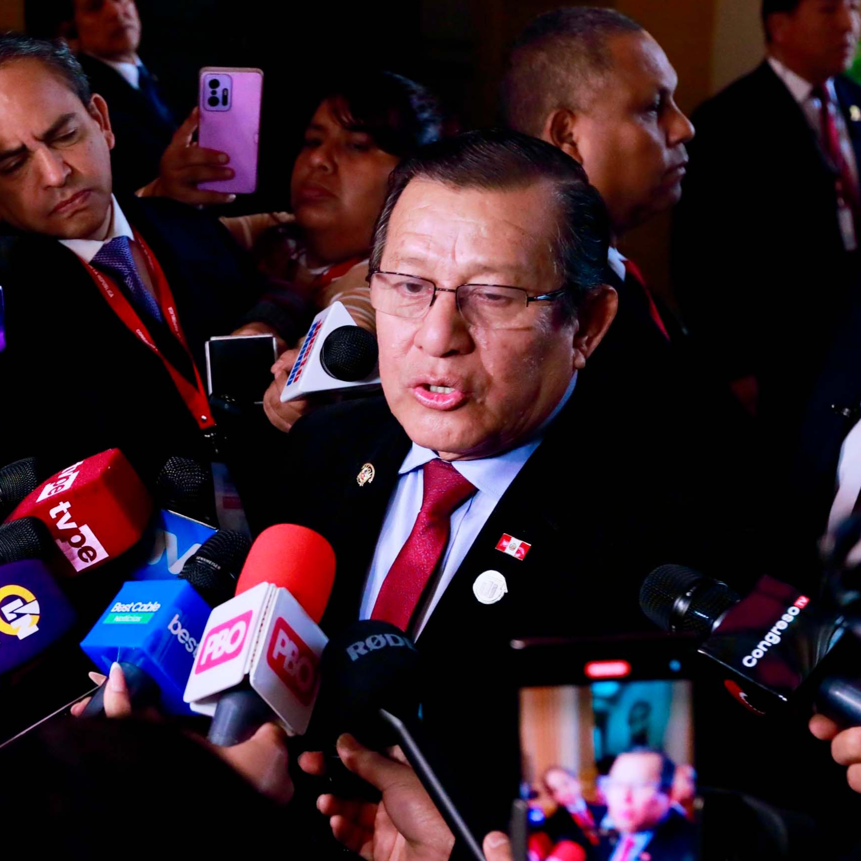 Declaraciones a la prensa del presidente del Congreso, Eduardo Salhuana episode artwork