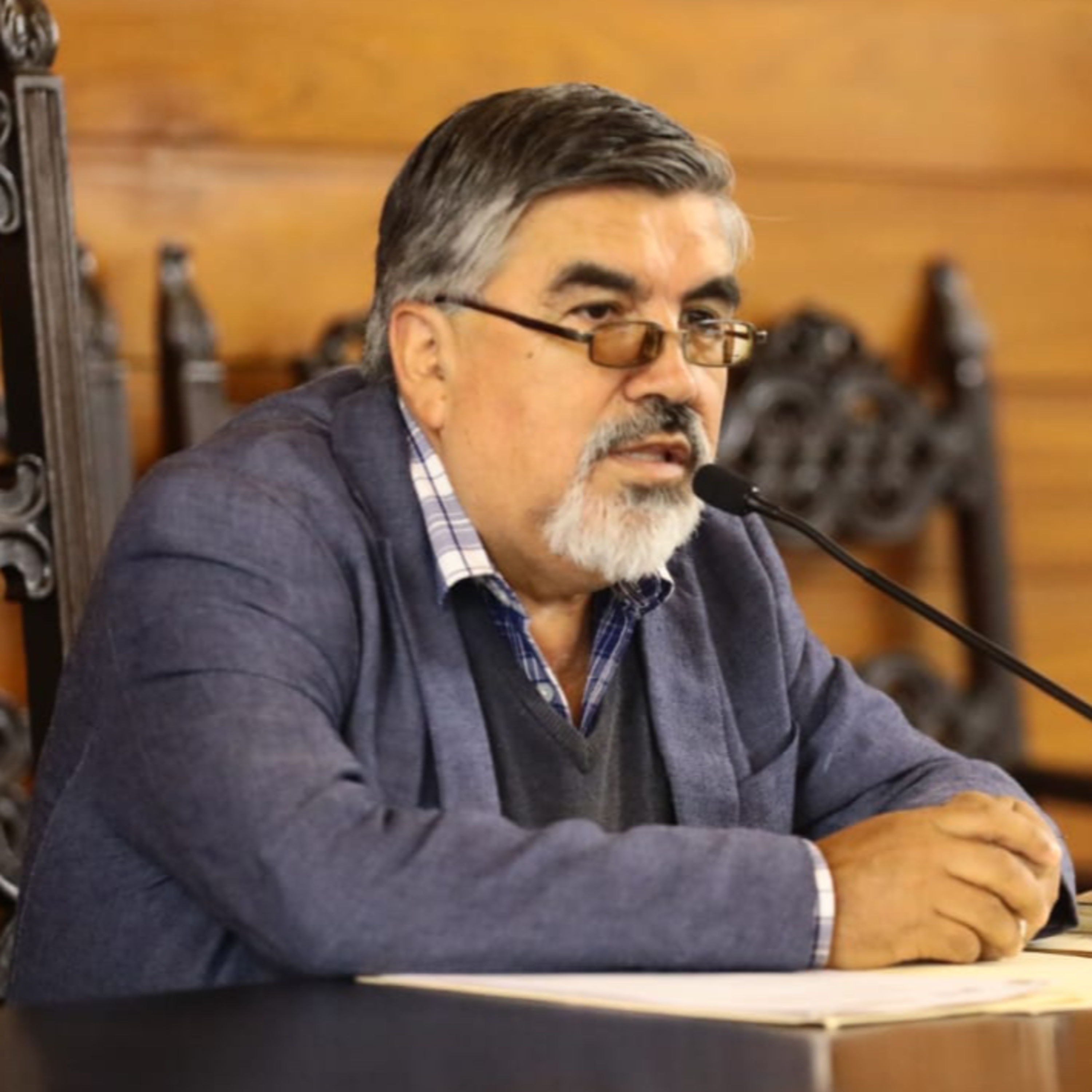 Entrevista al congresista Alex Paredes