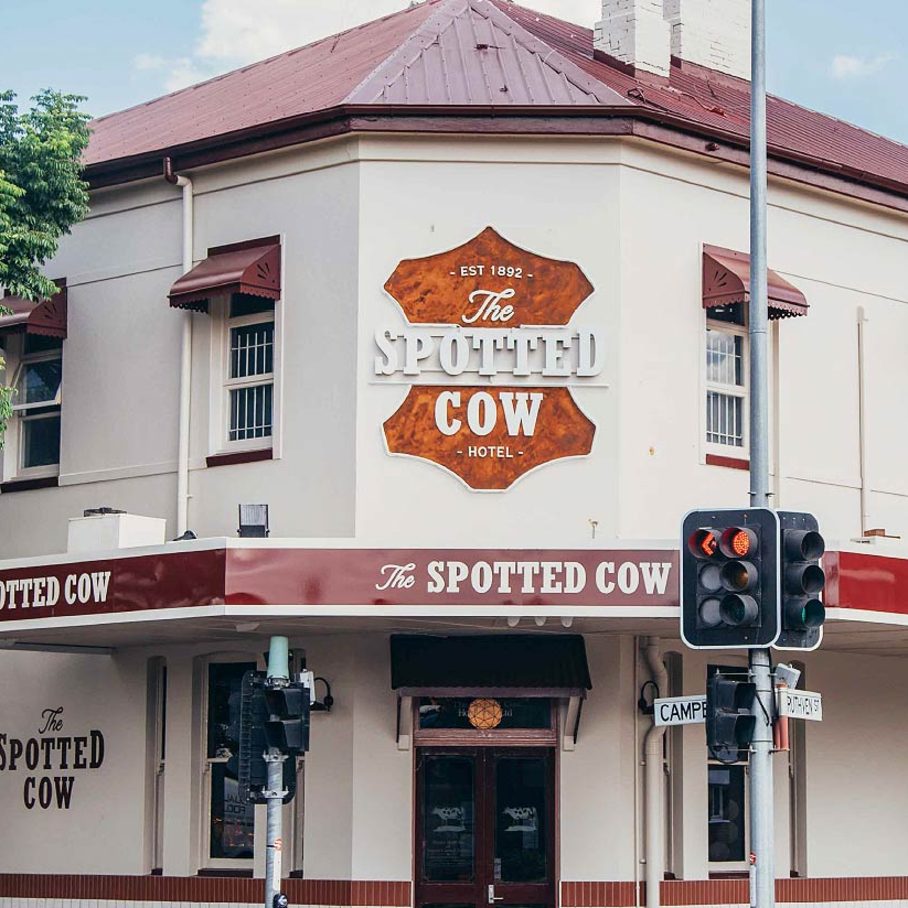 RACING NATION: What's On at the Cow with Ben White 