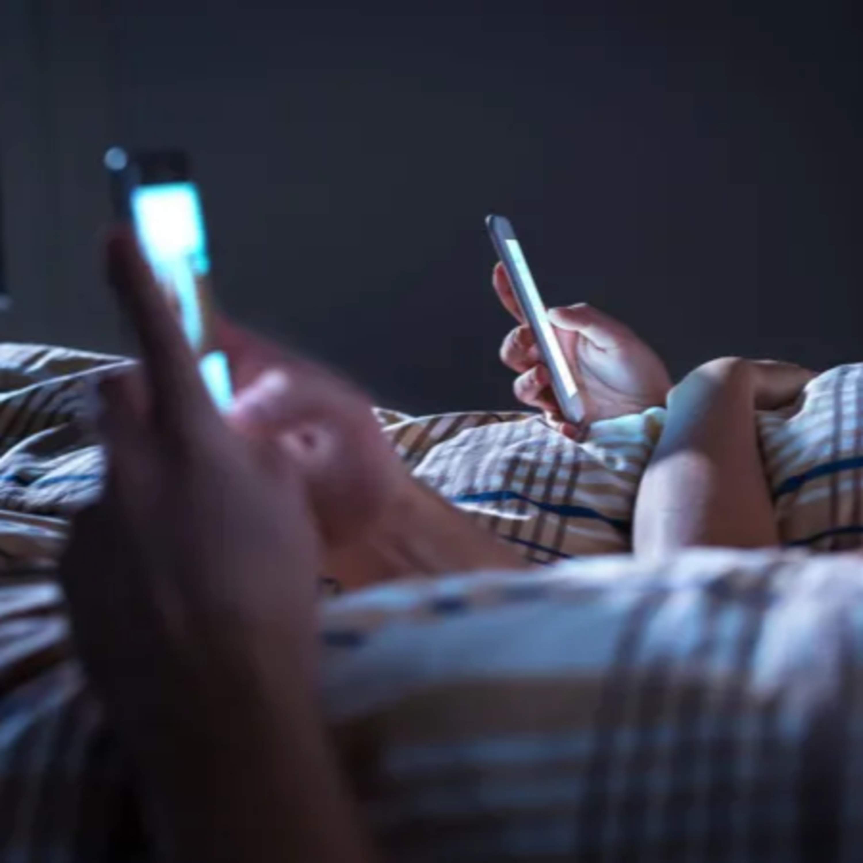 [REVELADAS] 7 dicas para uma relação mais saudável entre CELULAR e os ESTUDOS episode artwork