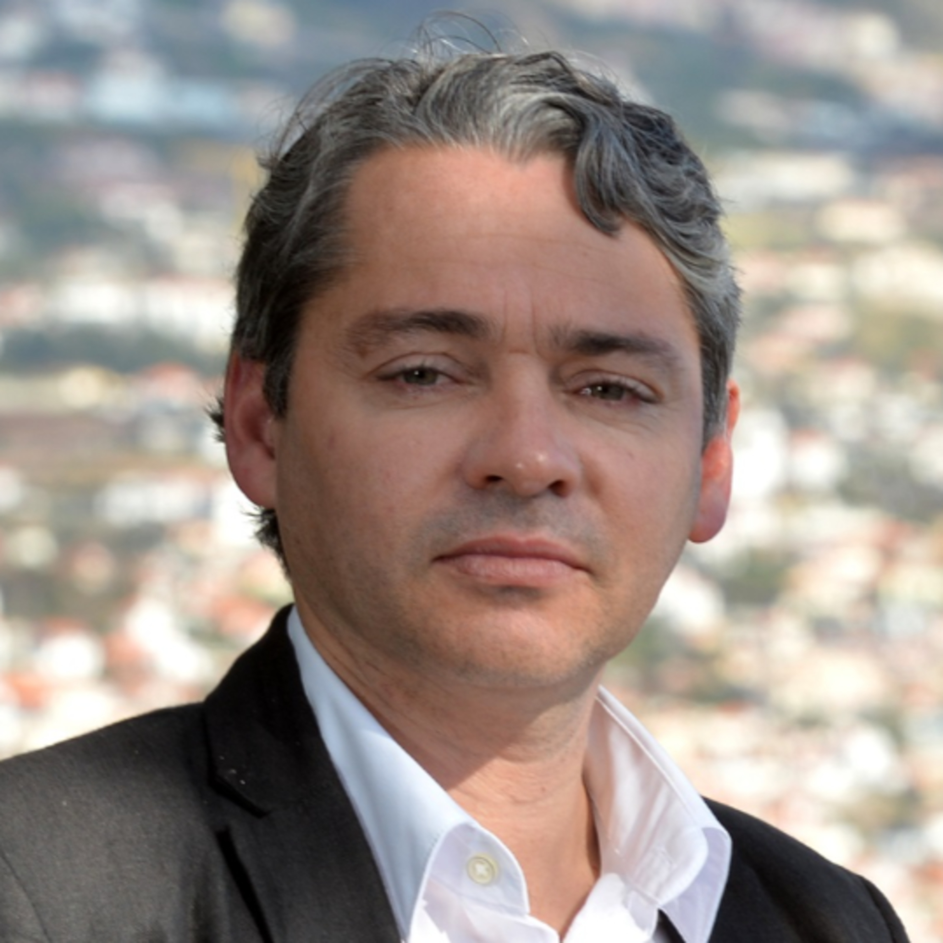 HORA POLÍTICA com Élvio Sousa, secretário-geral do Juntos pelo Povo