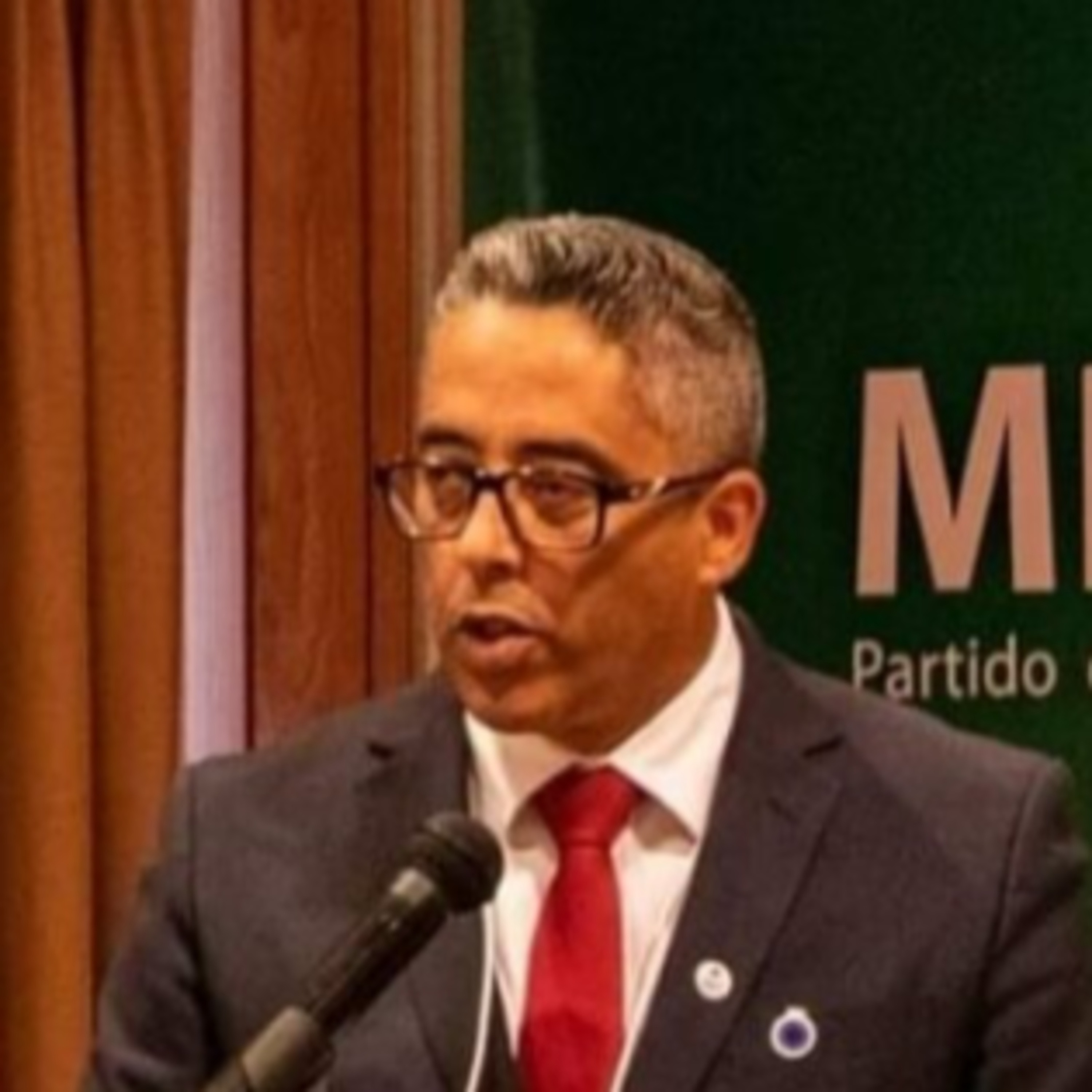 HORA POLÍTICA com Pedro Soares Pimenta, presidente do Partido da Terra
