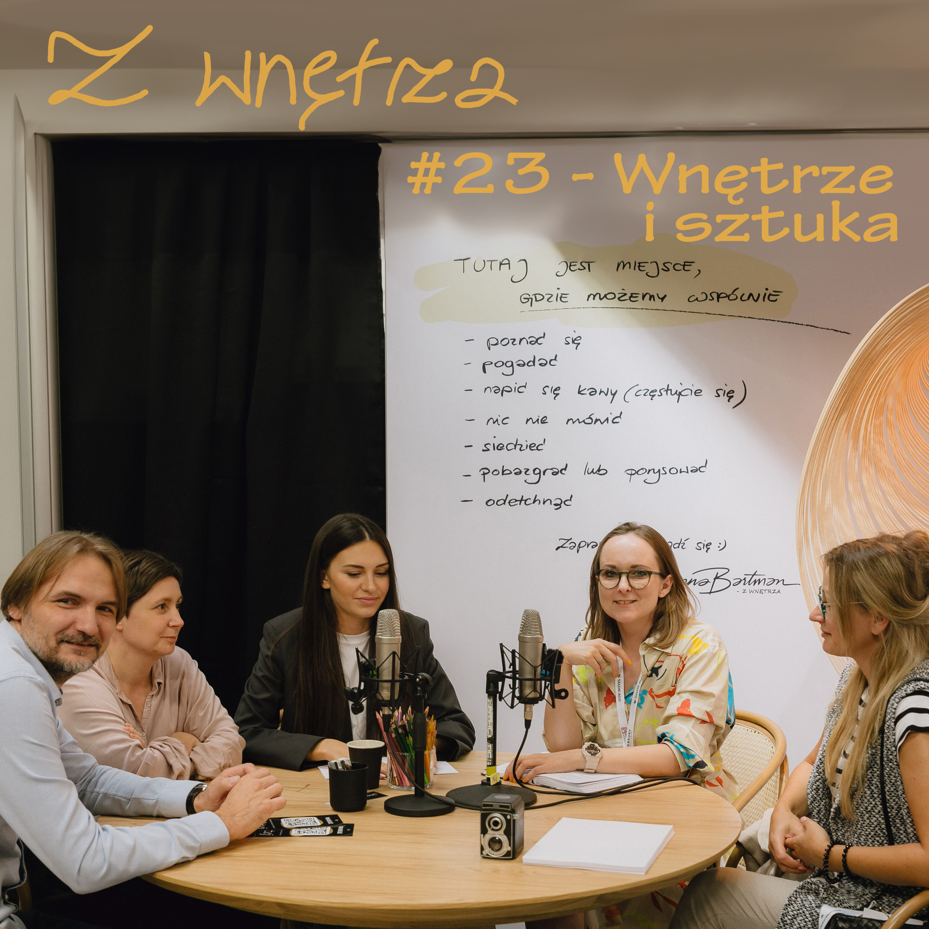 Z wnętrza