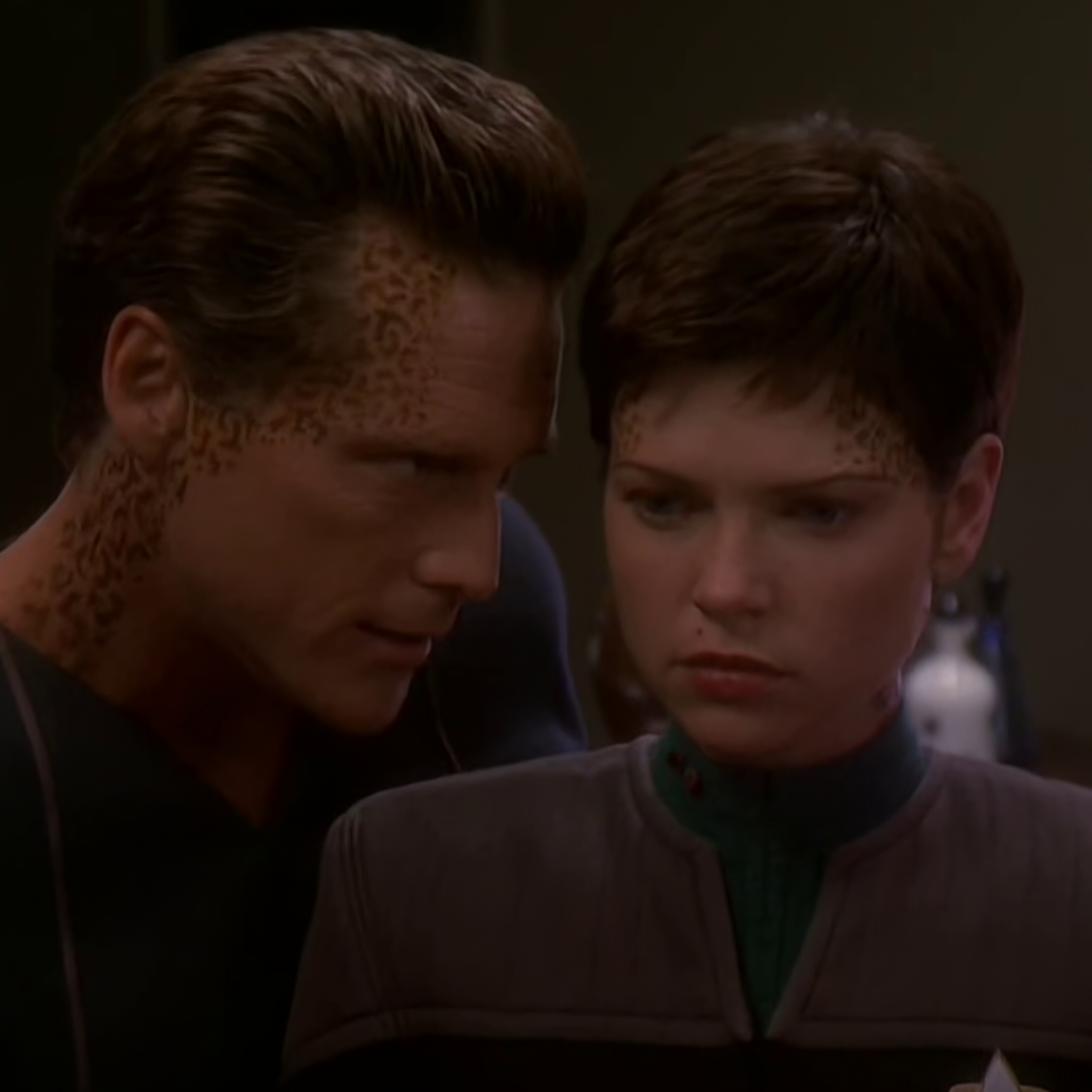 Star Trek: Deep Space Nine S7 E13 "Field of Fire" Review episode artwork