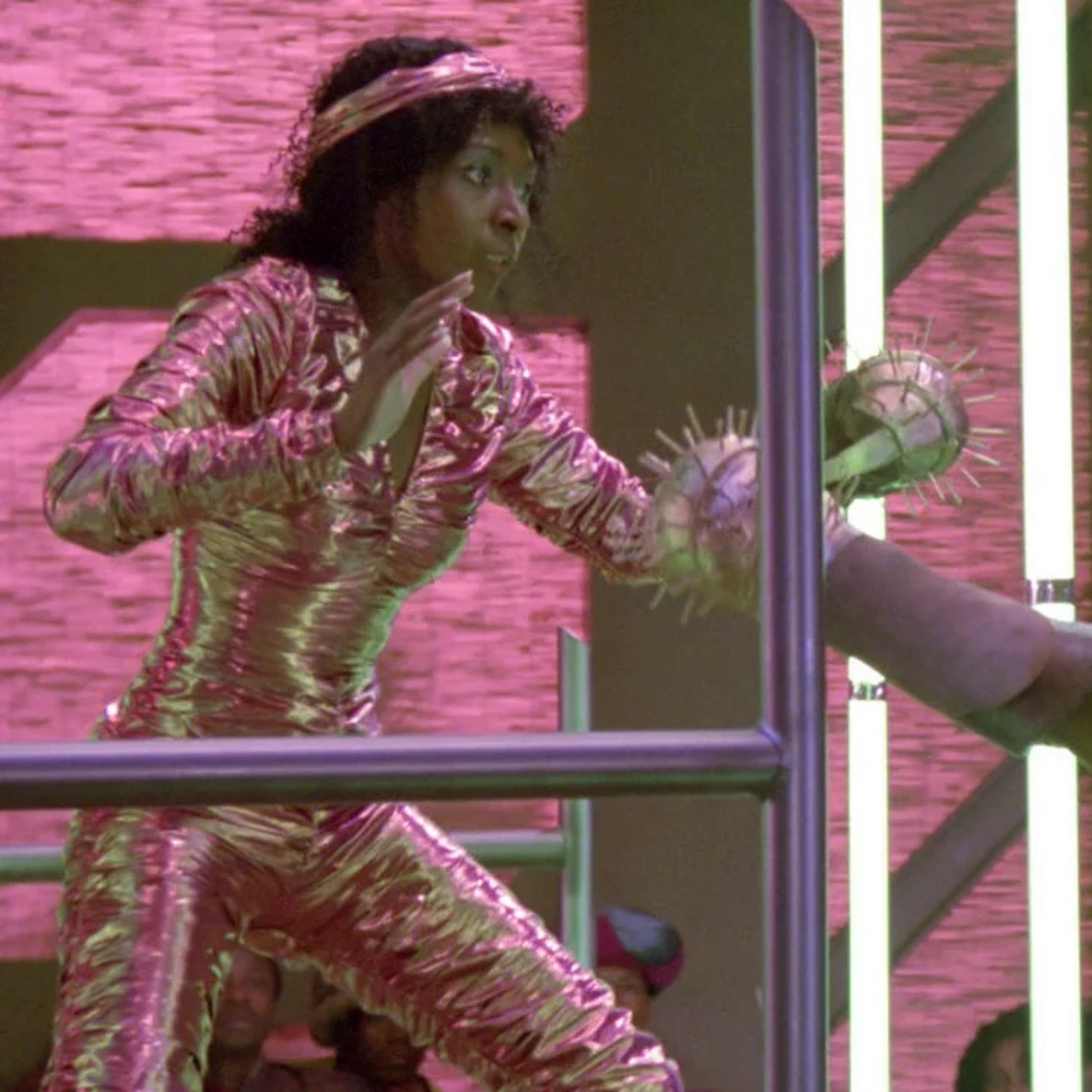 Star Trek: The Next Generation S1 E4 "Code of Honor" Review episode artwork