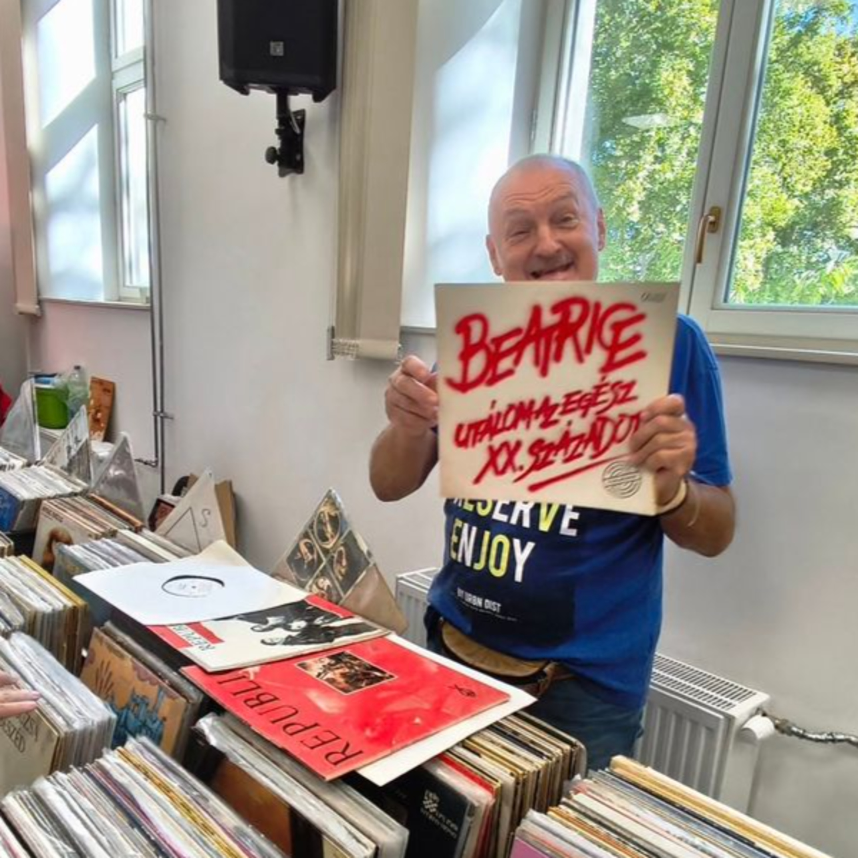 Újra menő lesz a bakelitlemez, Tibor József lerántja a leplet a retró újdonságról