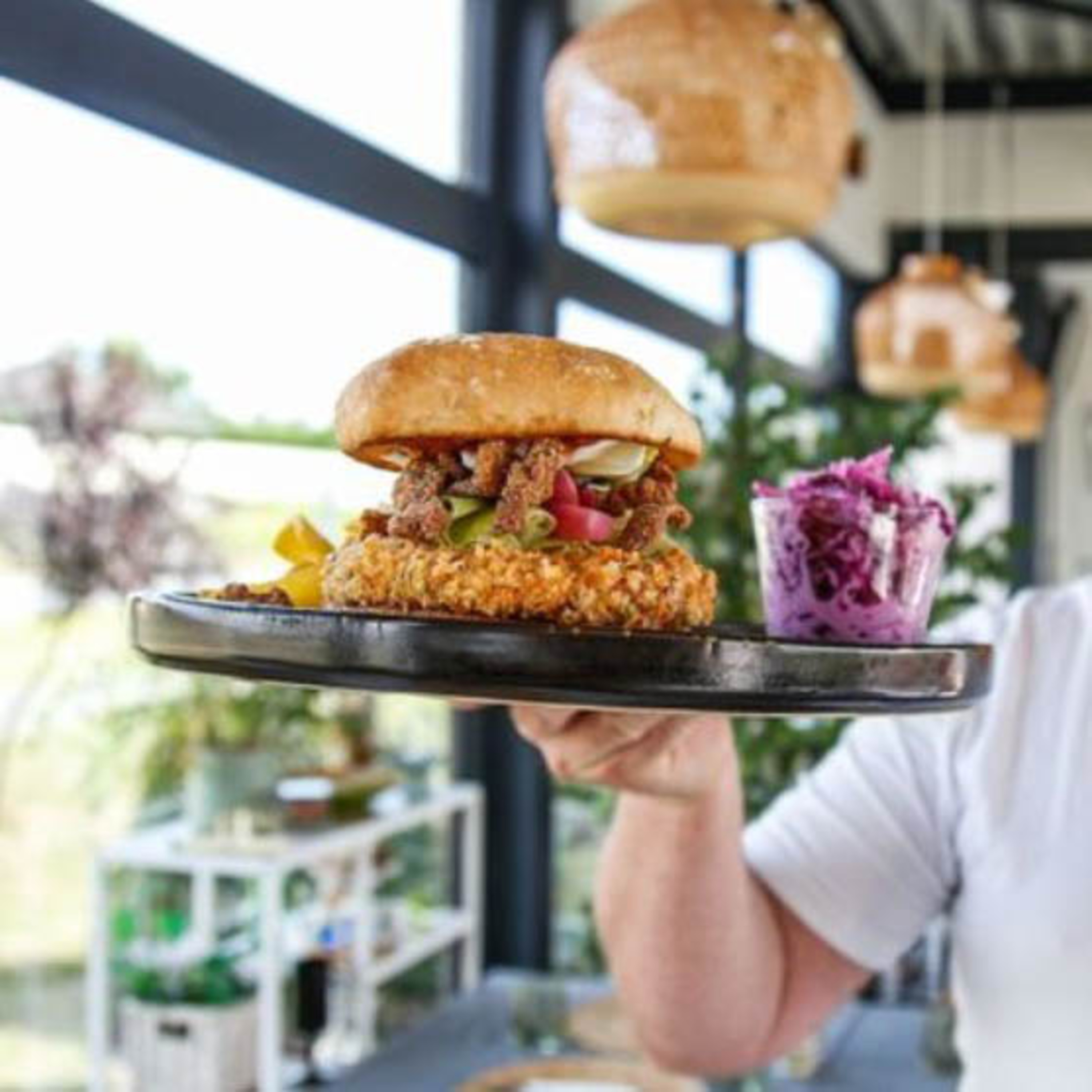 Különleges hamburgert készítettek a Tisza-tó születésnapjára episode artwork