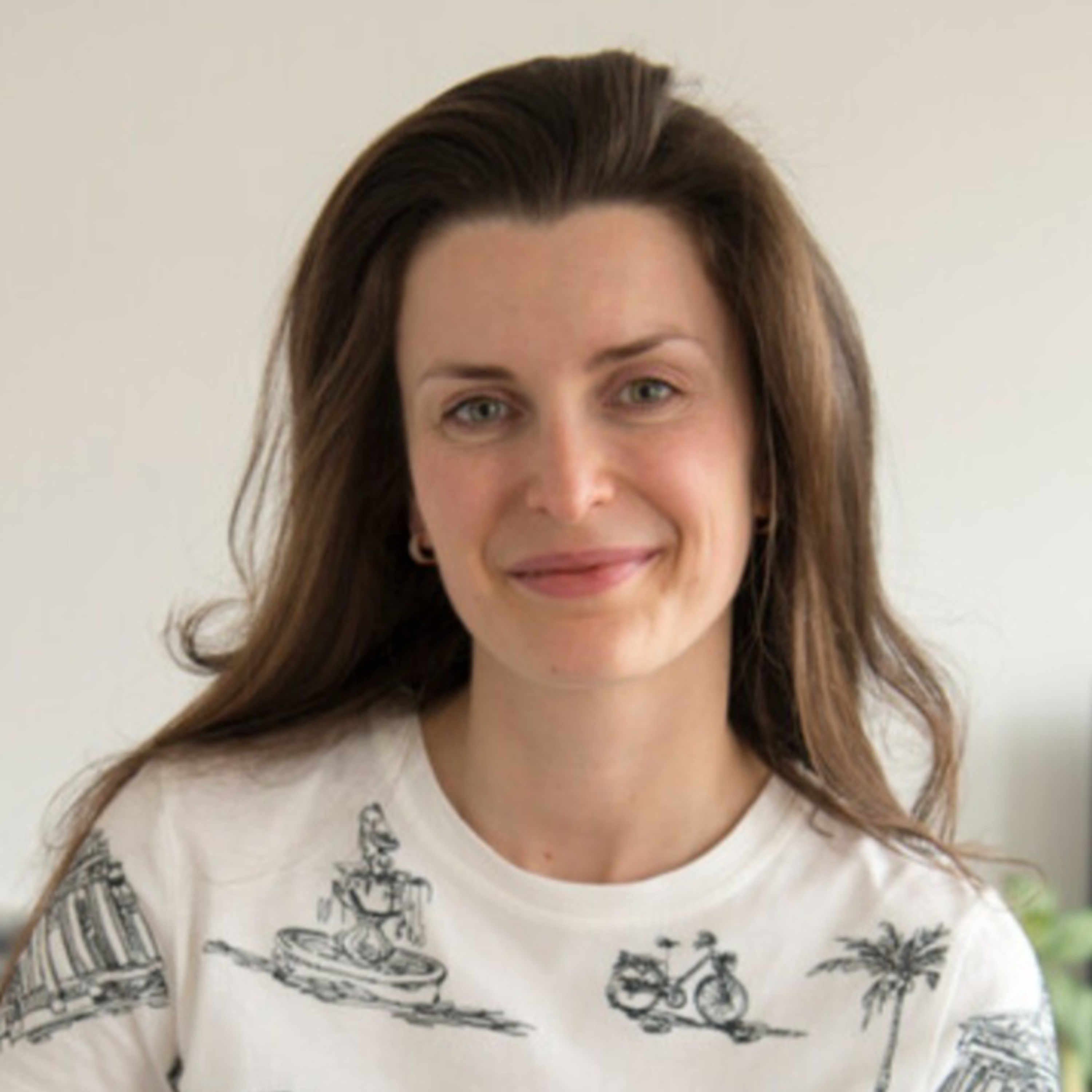 From money stress to financial confidence with Victoria Cantemir episode artwork