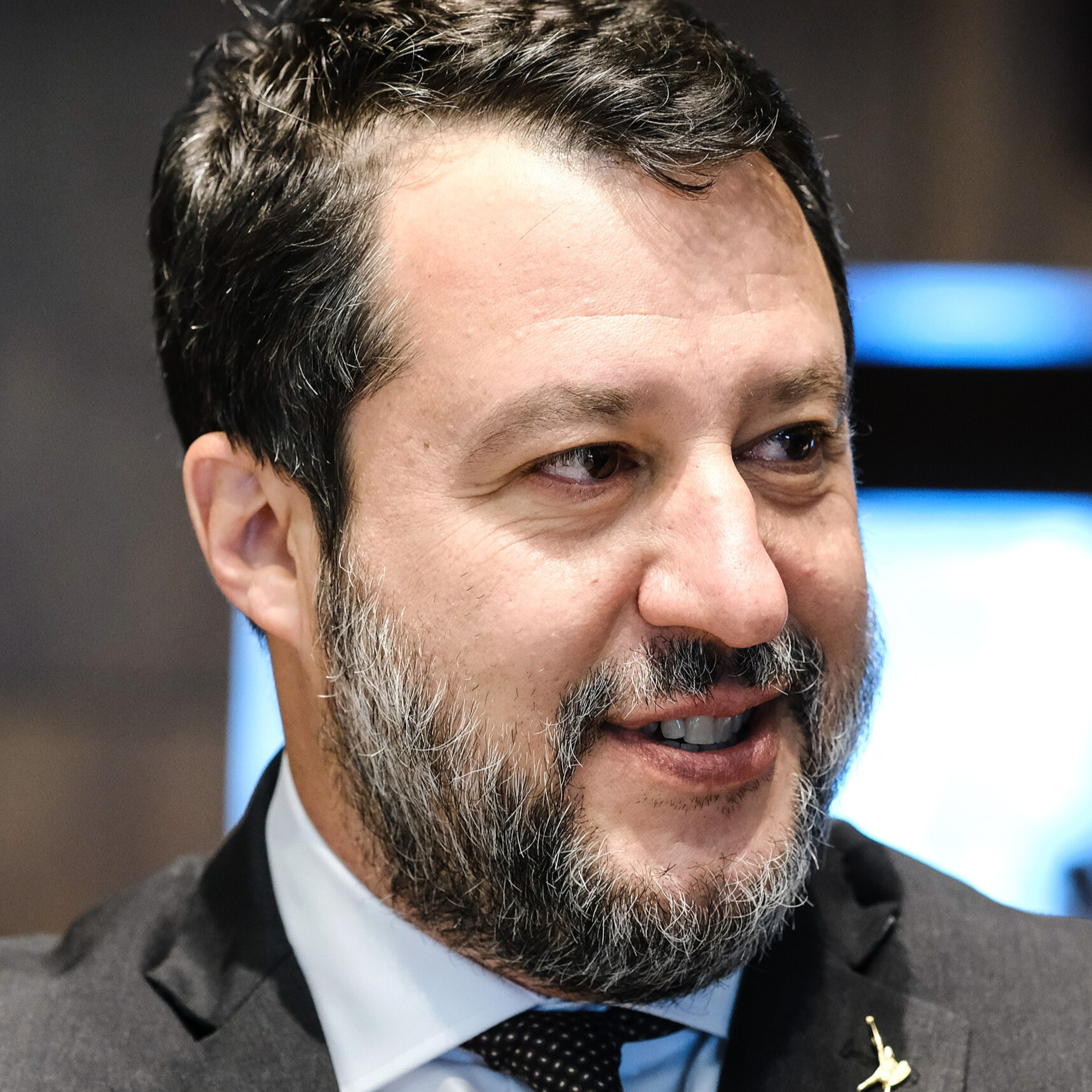 S3E33 Salvini vs Saviano episode artwork