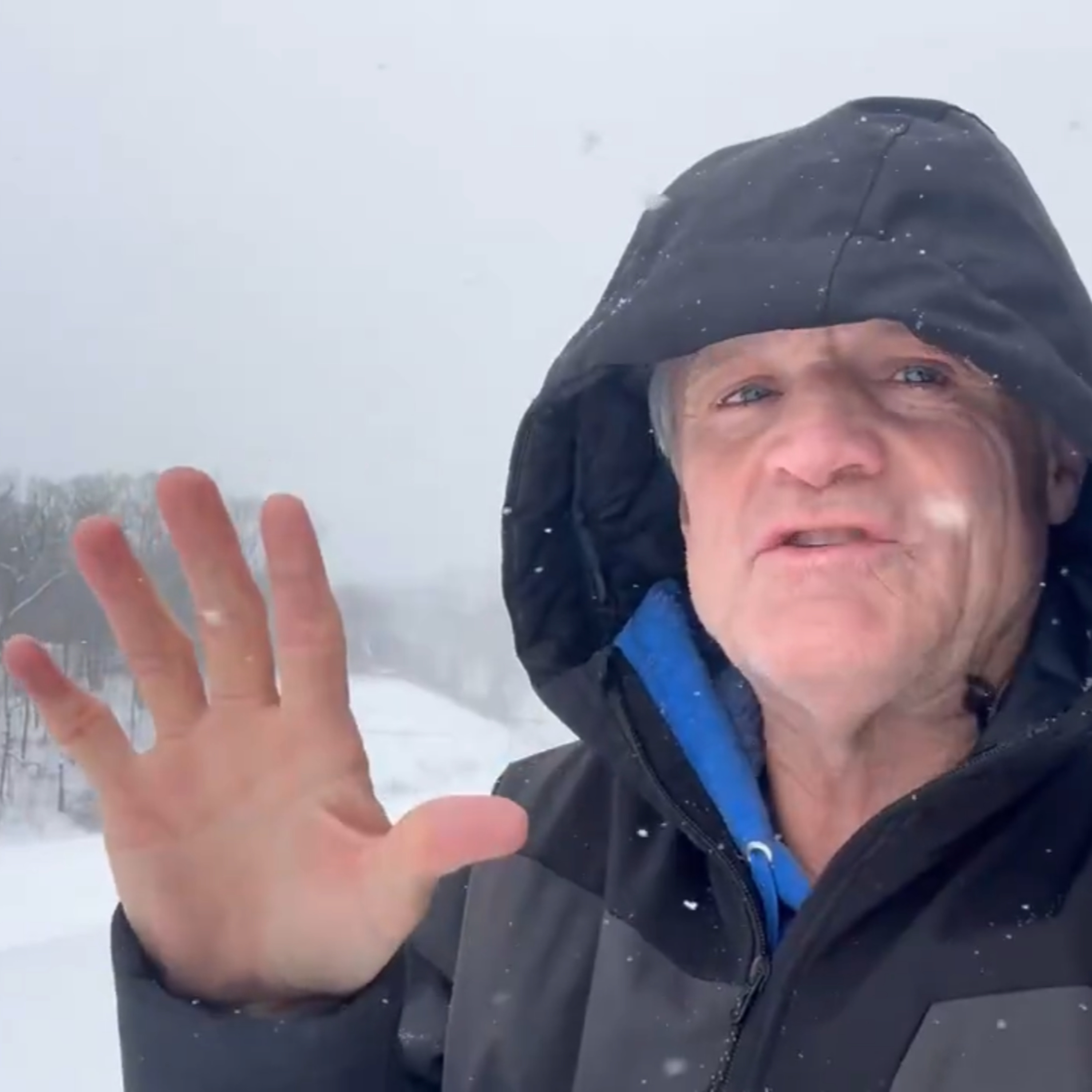 People That Shouldn't Drive In The Snow | Kenny Wallace Show episode artwork