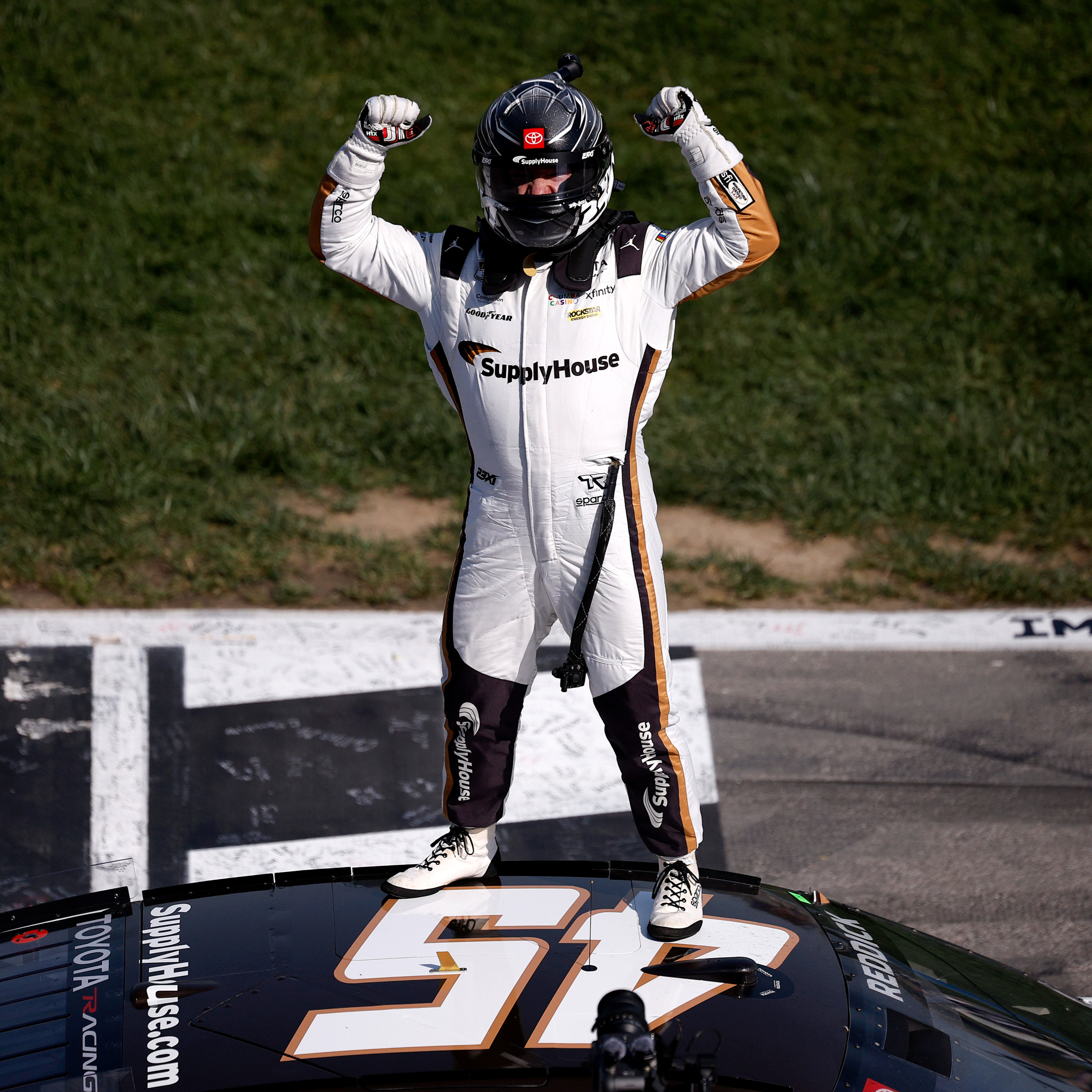 Tyler Reddick Wins Again, Denny Hamlin vs Kyle Busch Feud, & Cleetus McFarland Does ARCA | Charlie Marlow Show episode artwork