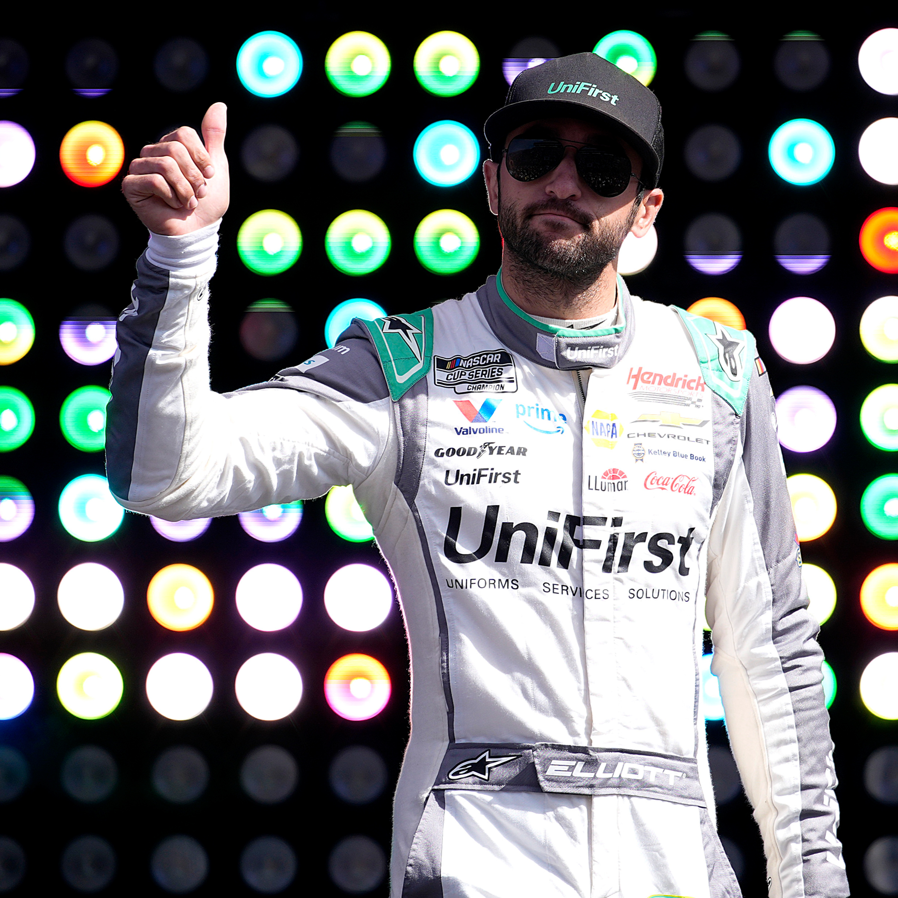 Could Chase Elliott Lose The Most Popular Driver Award? | Charlie Marlow Show episode artwork