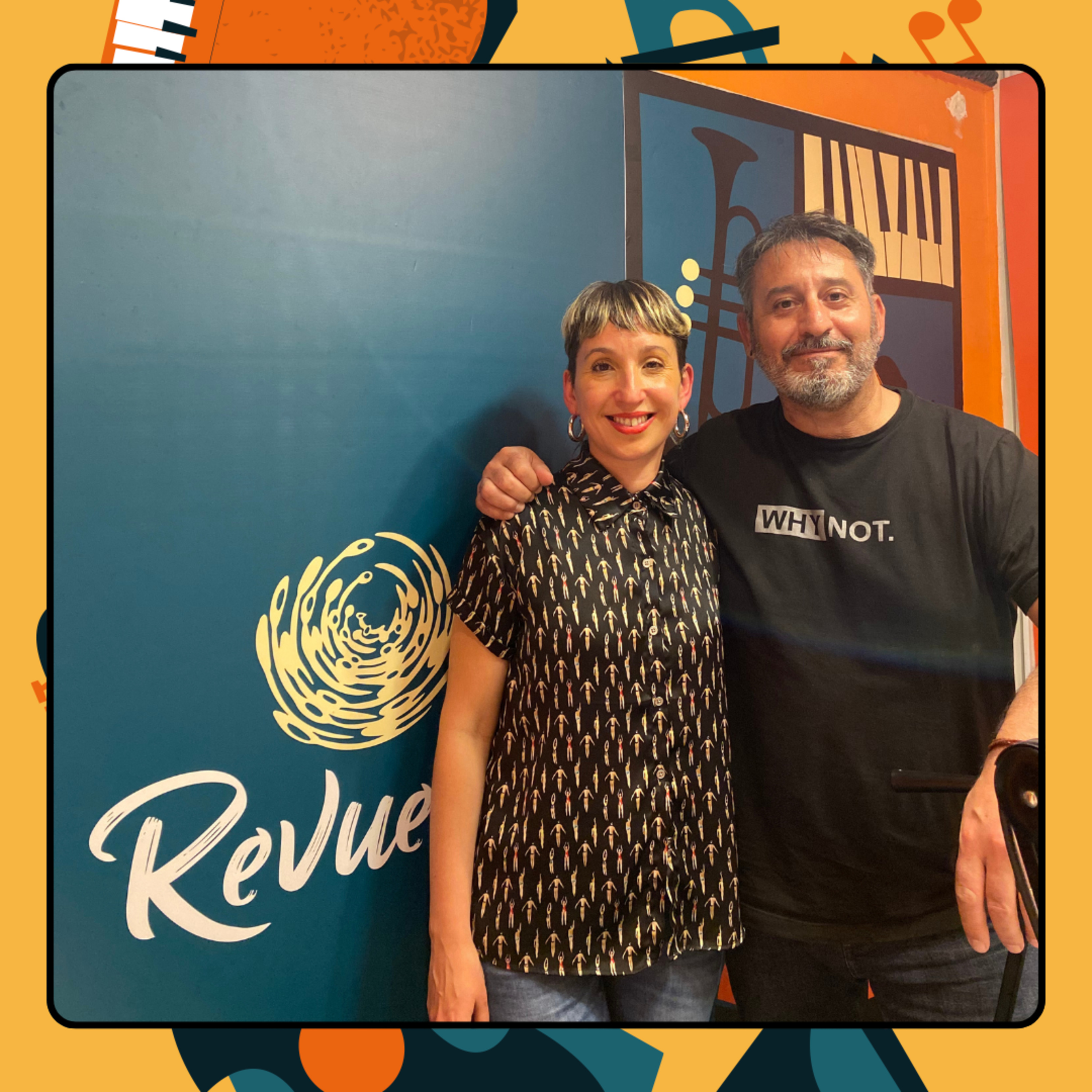Revuelto - Algo parecido a un programa de radio