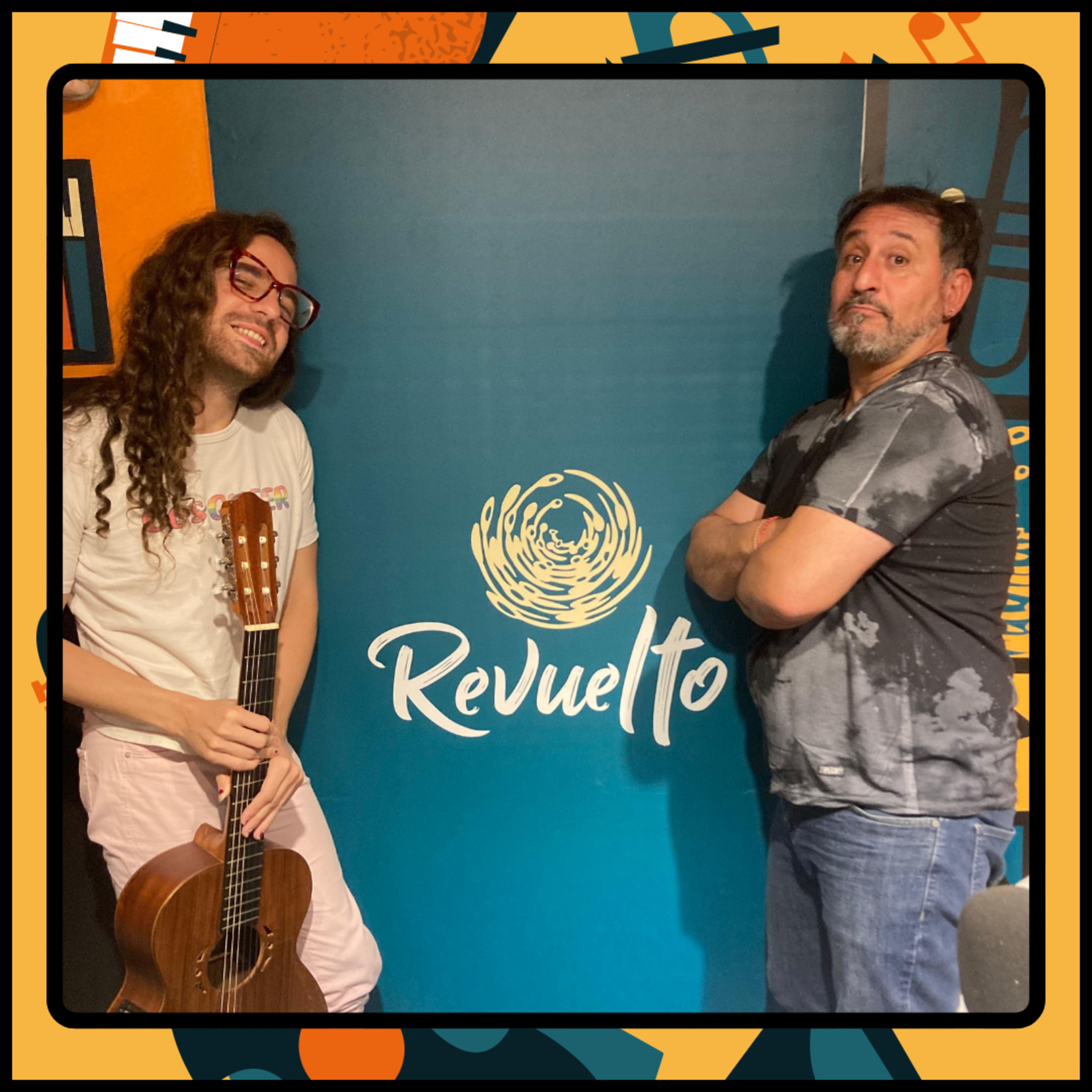 Revuelto - Algo parecido a un programa de radio