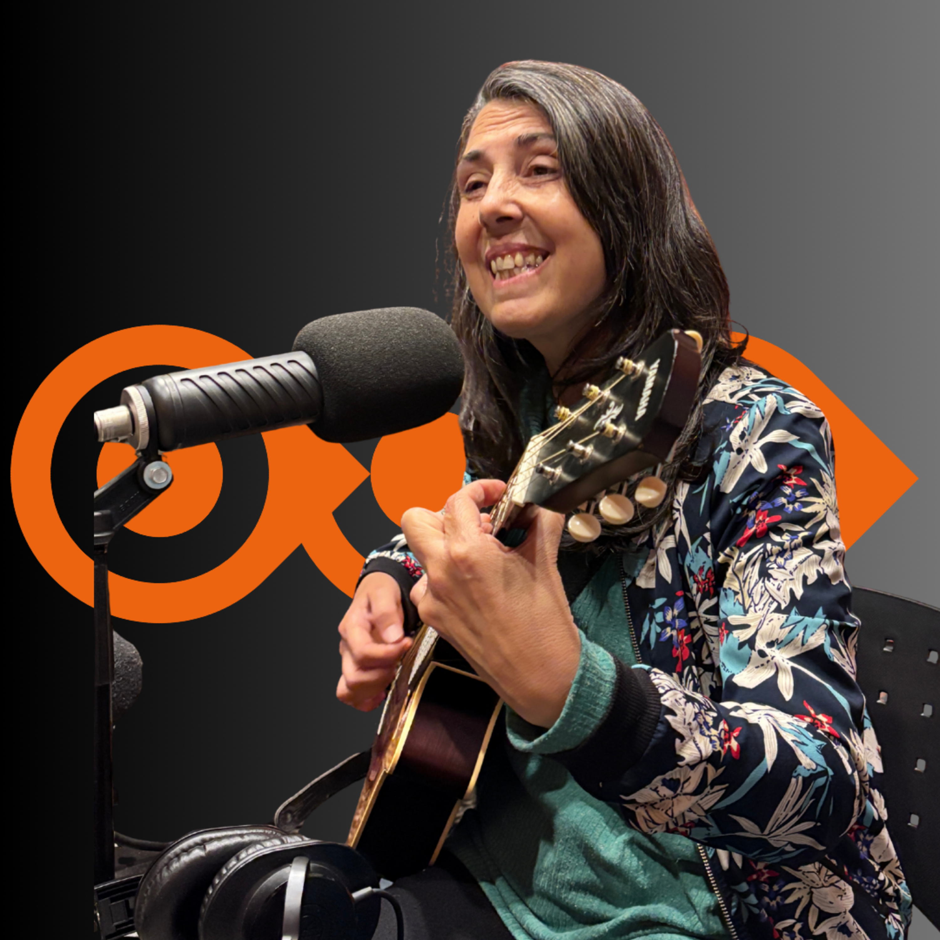 Revuelto - Algo parecido a un programa de radio