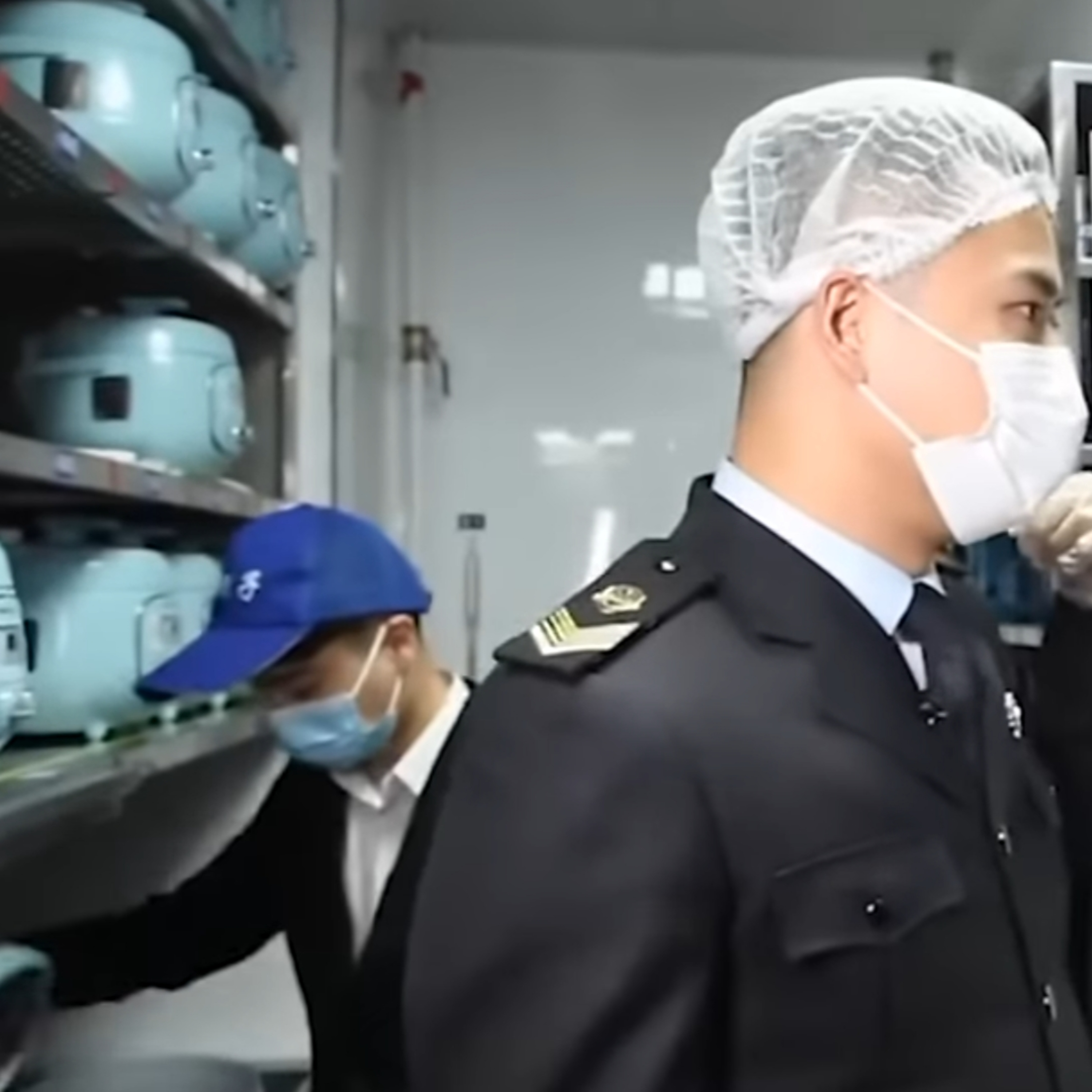 THE BIRD FLU EPIDEMIC NOW ONN