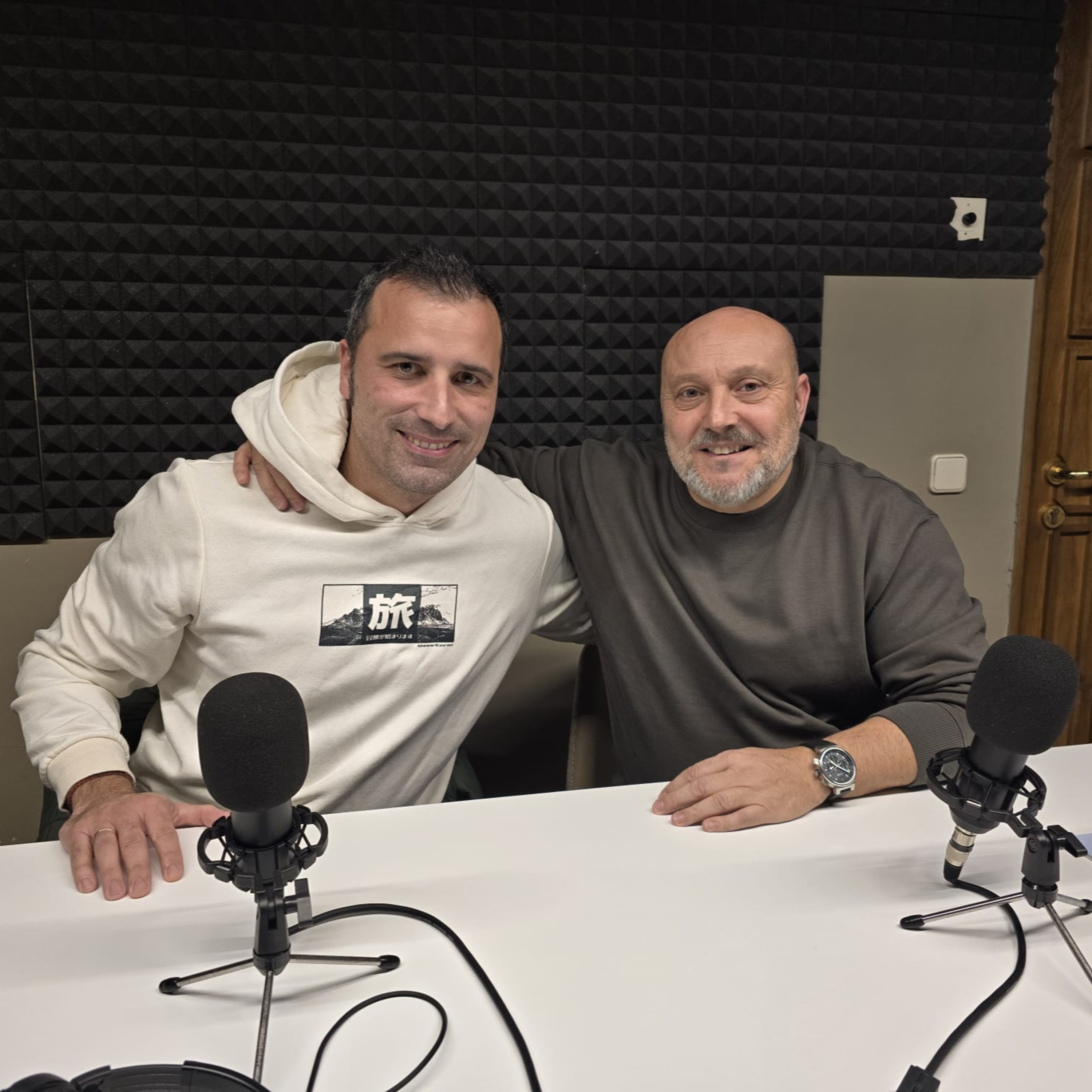 PODCAST ‘Con V de veteranos’, Desde la ‘puerta’ de Oza dos Ríos  episode artwork