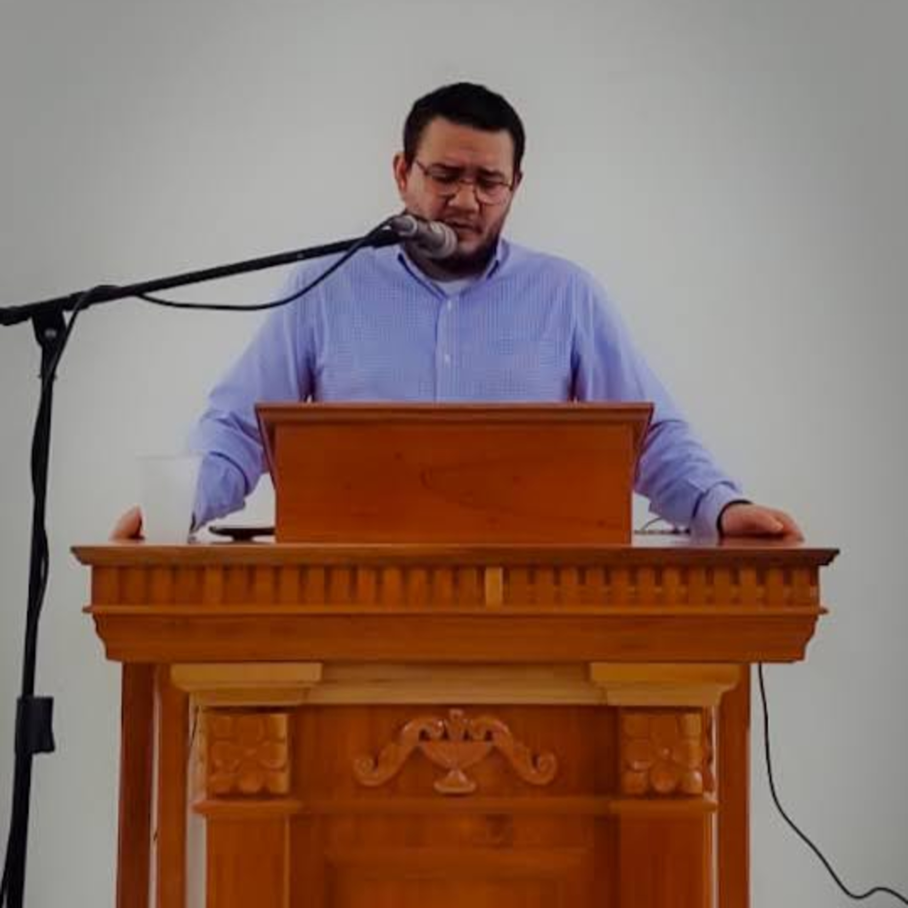 Pastor Enoc Ravizé