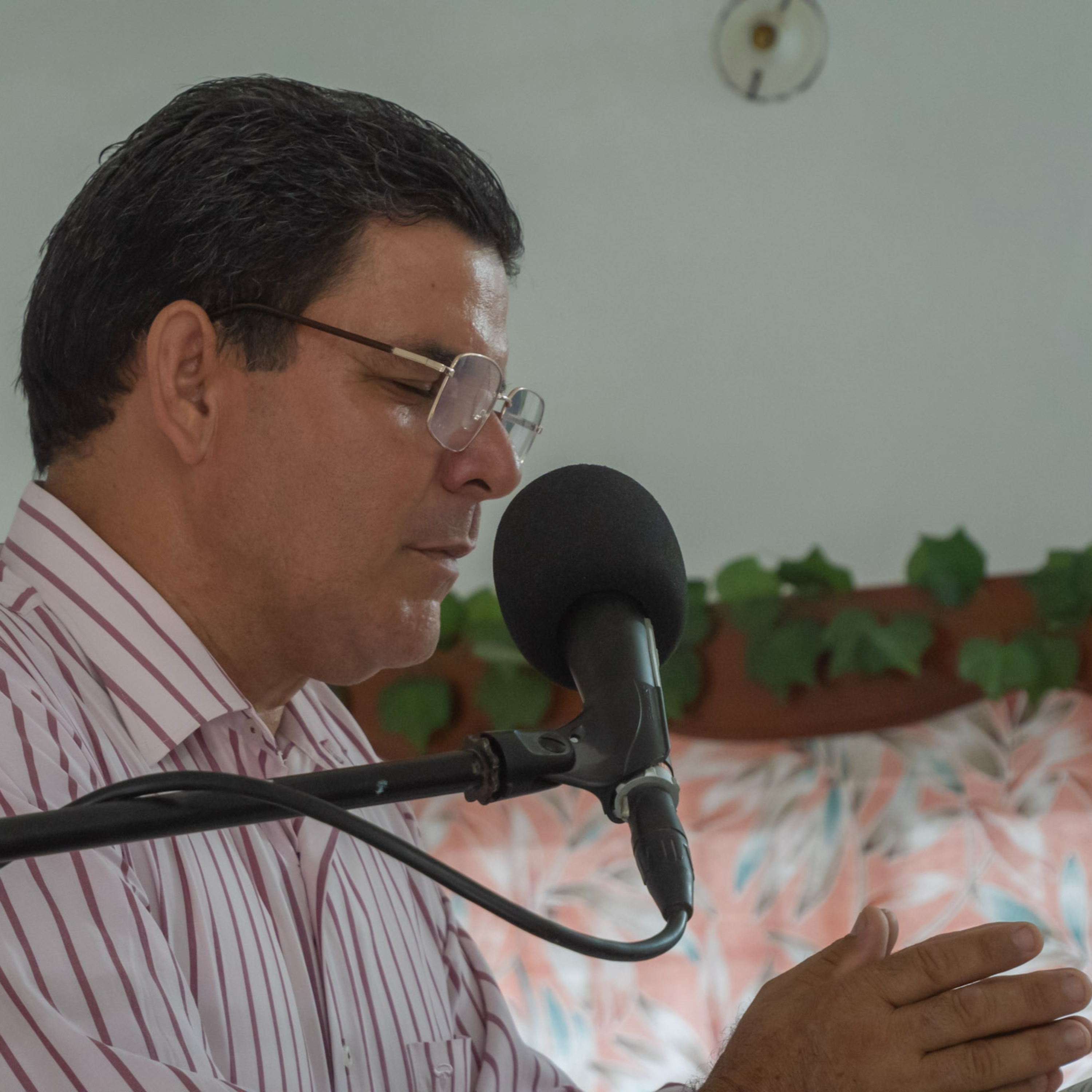 Portada de Pastor Enoc Ravizé