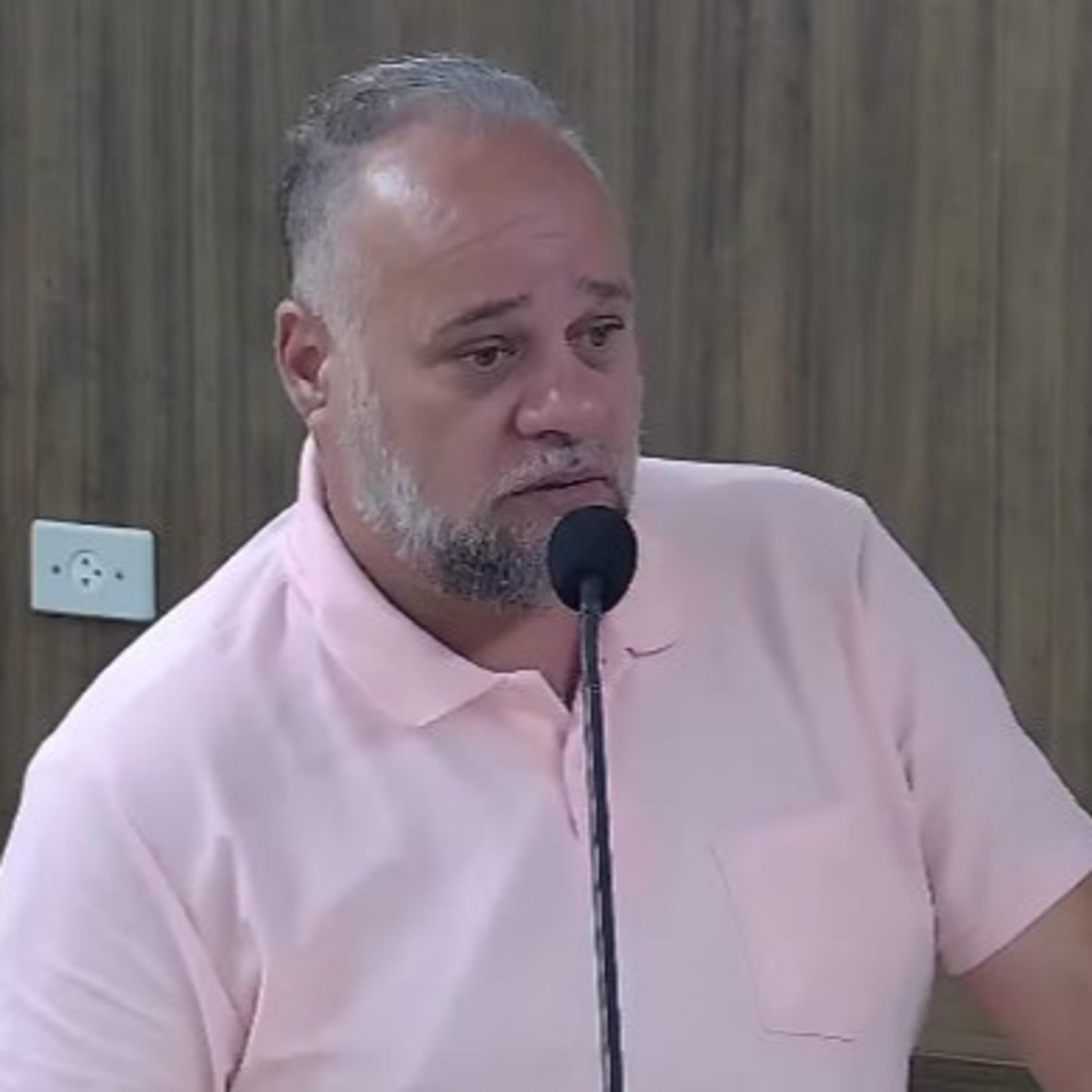 Reinaldo Meira avisa que vai entrar na Justiça contra a cobrança da Taxa do Lixo episode artwork
