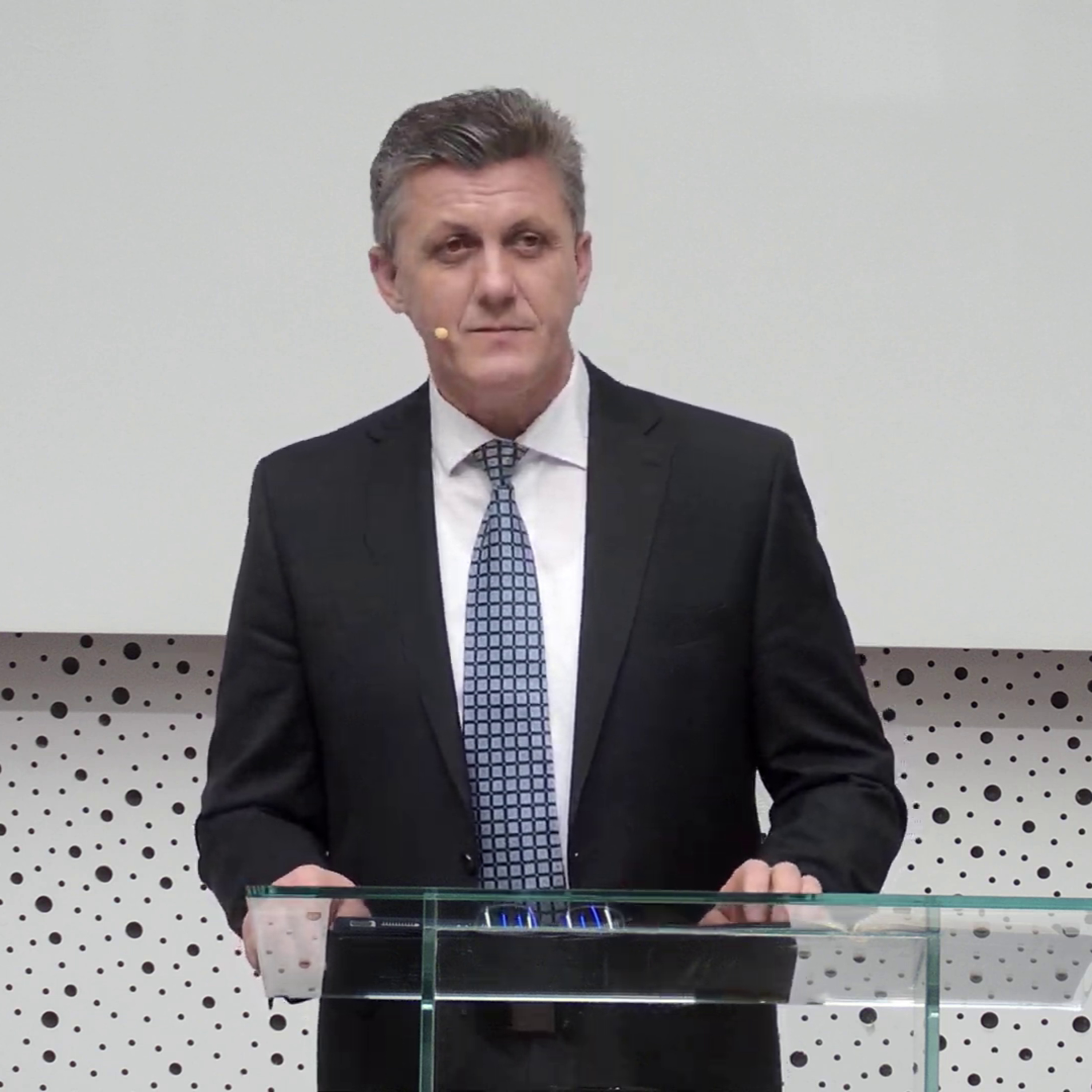 Ce înseamnă să fii creștin? - Nelu Brie