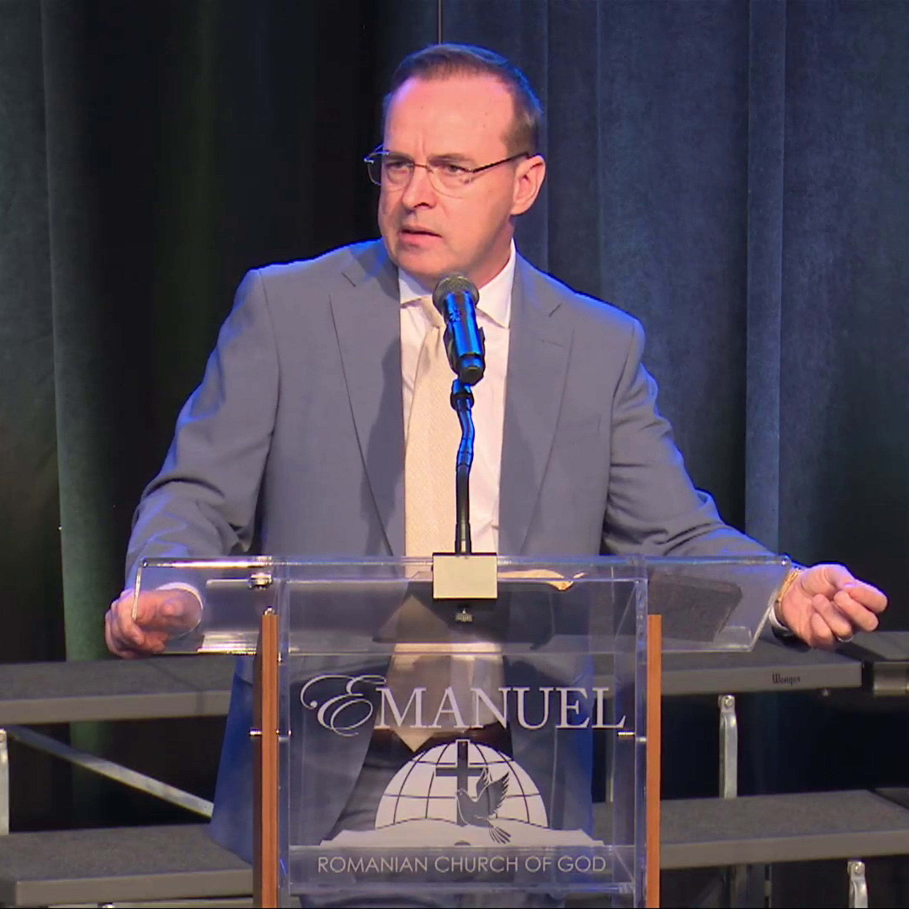 Creșterea copiilor într-o lume ostilă - David Șalar Creșterea copiilor într-o lume ostilă - David Șalar