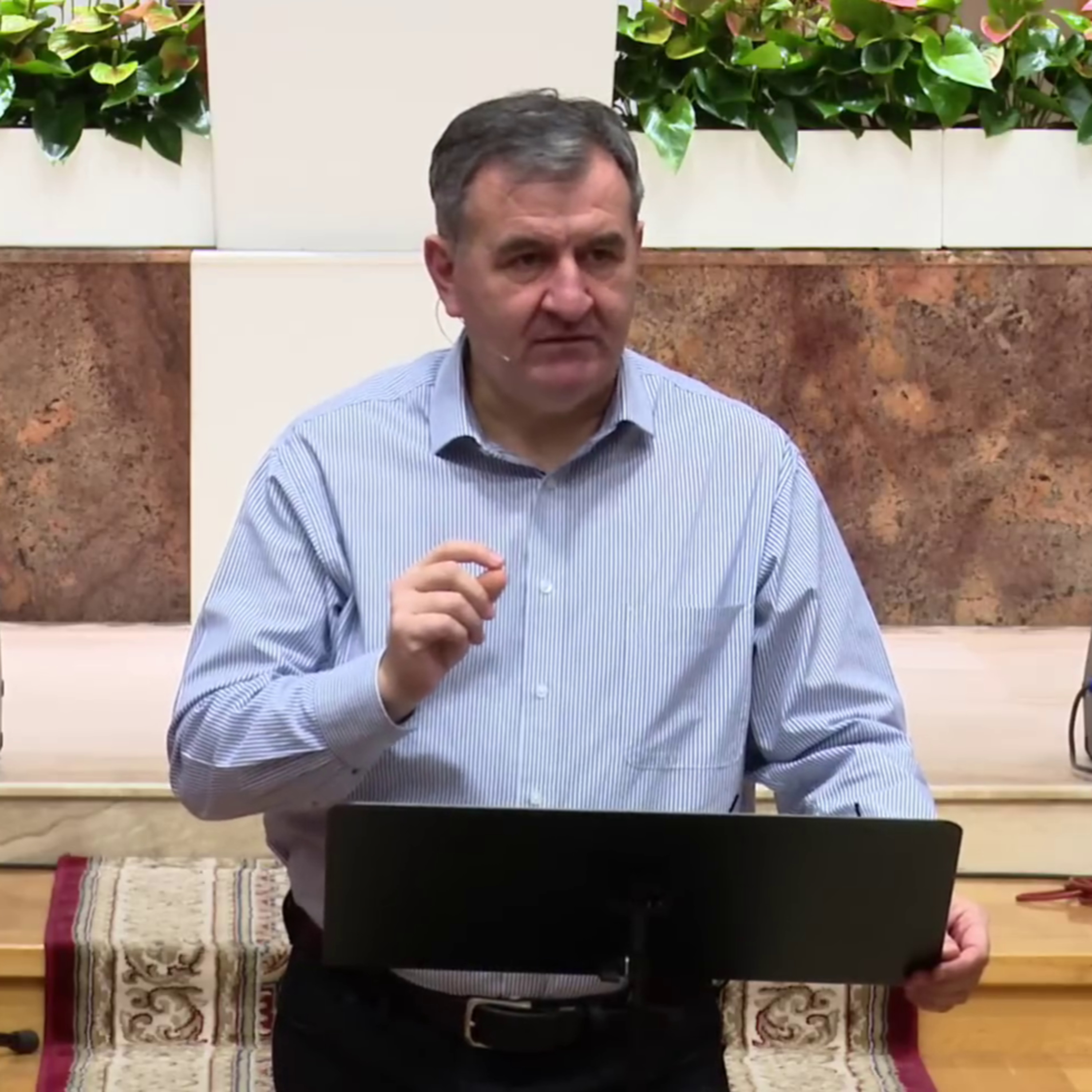 LUPTELE oricărui bărbat - Ioan Szasz