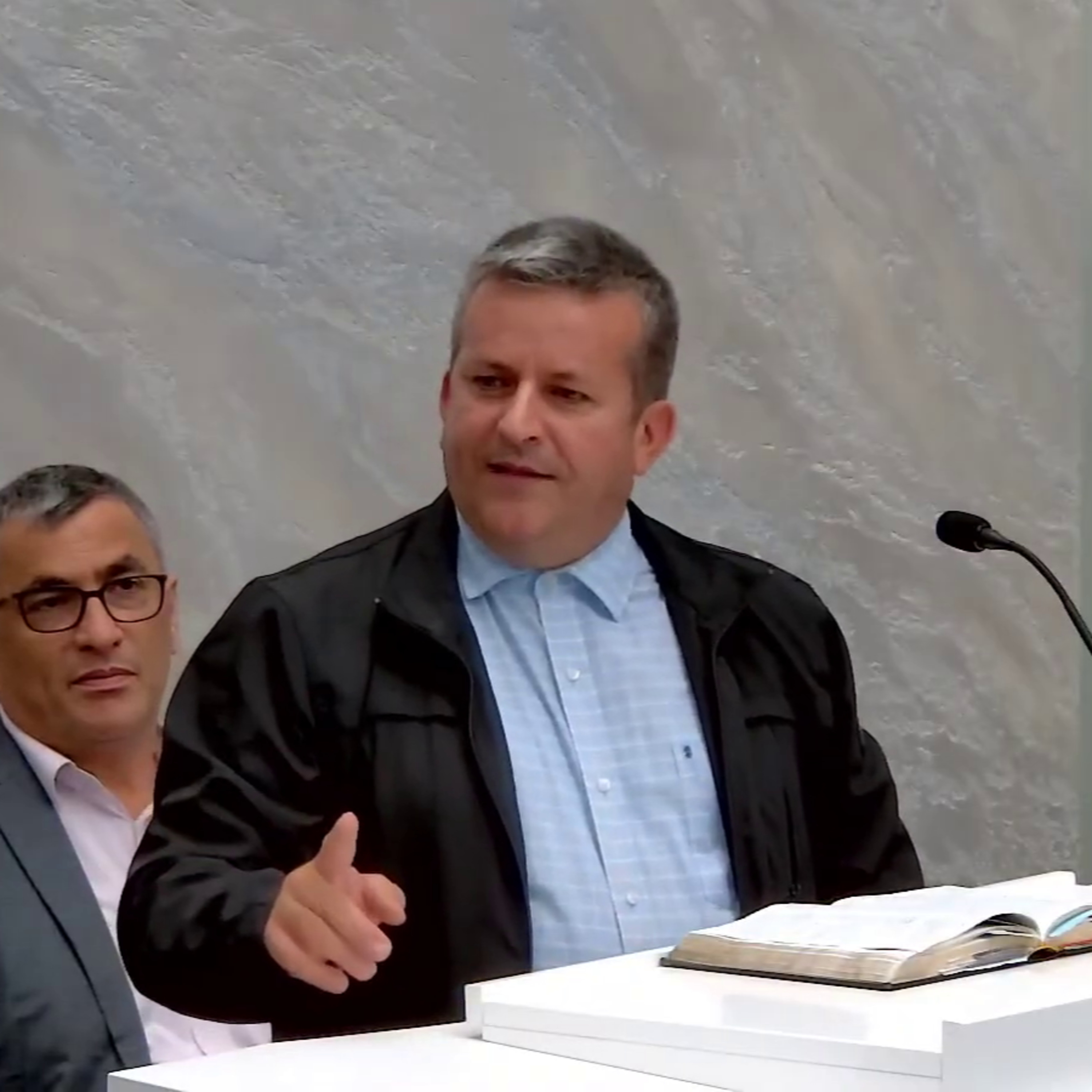 Cum ne va găsi plecarea? - Filip Neag