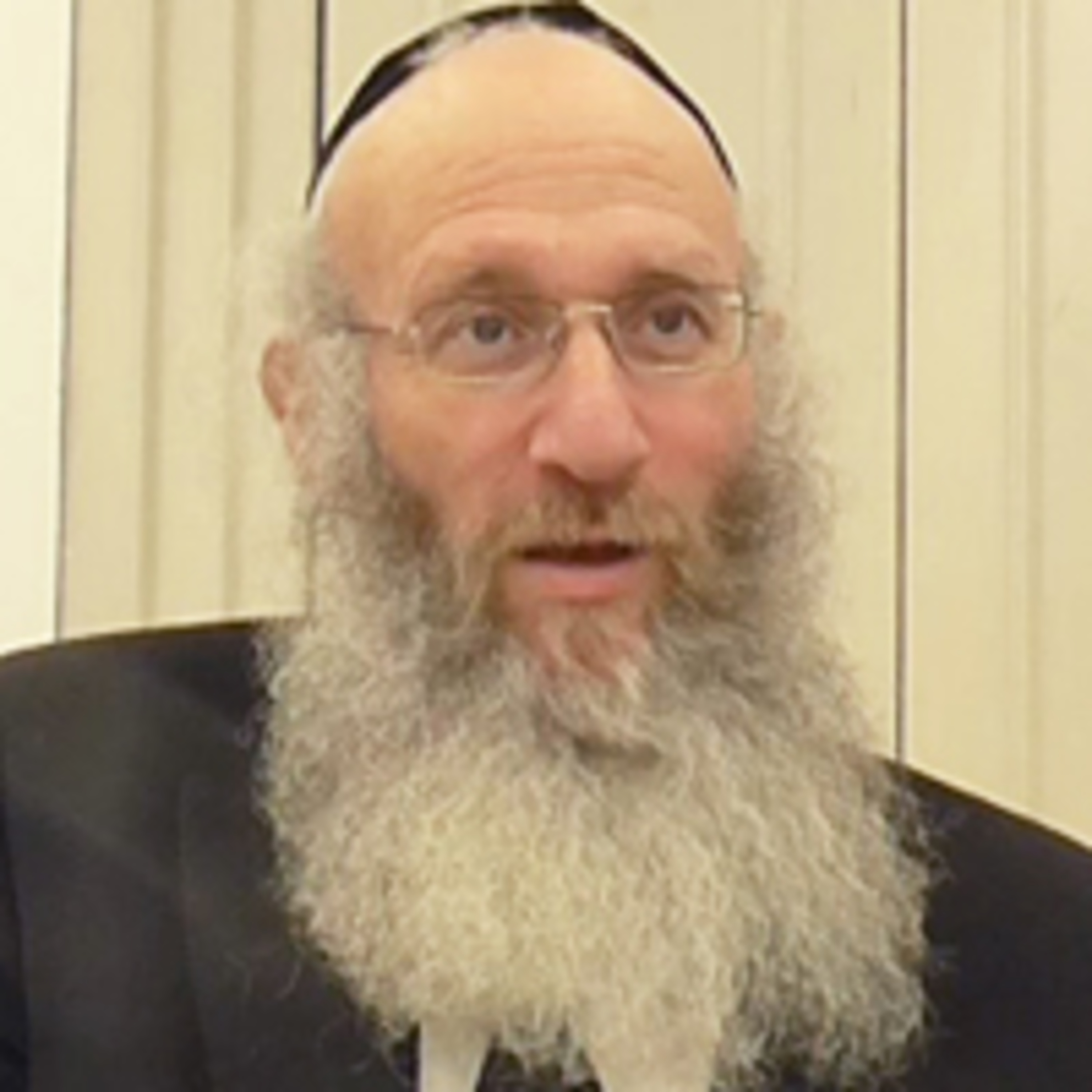  מה צריך? ואיך? לנקות לפסח 🧹 הרב יהודה אריה דינר בשיעור מפורט וברור על איסור חמץ episode artwork