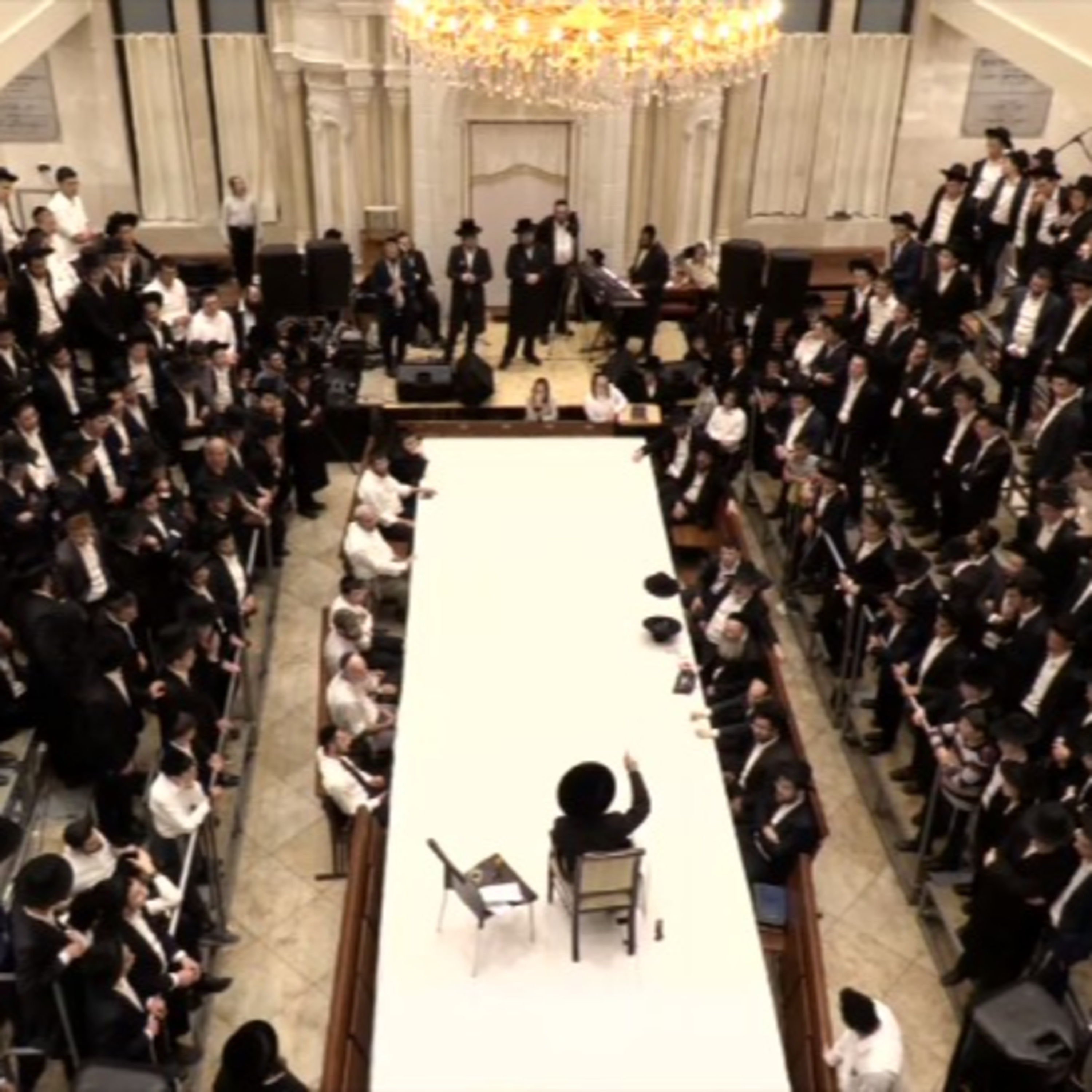 רבי אלימלך בידרמן בניגוני התעוררות ודבקות ושיחת הכנה לחודש אלול והימים הנוראים episode artwork