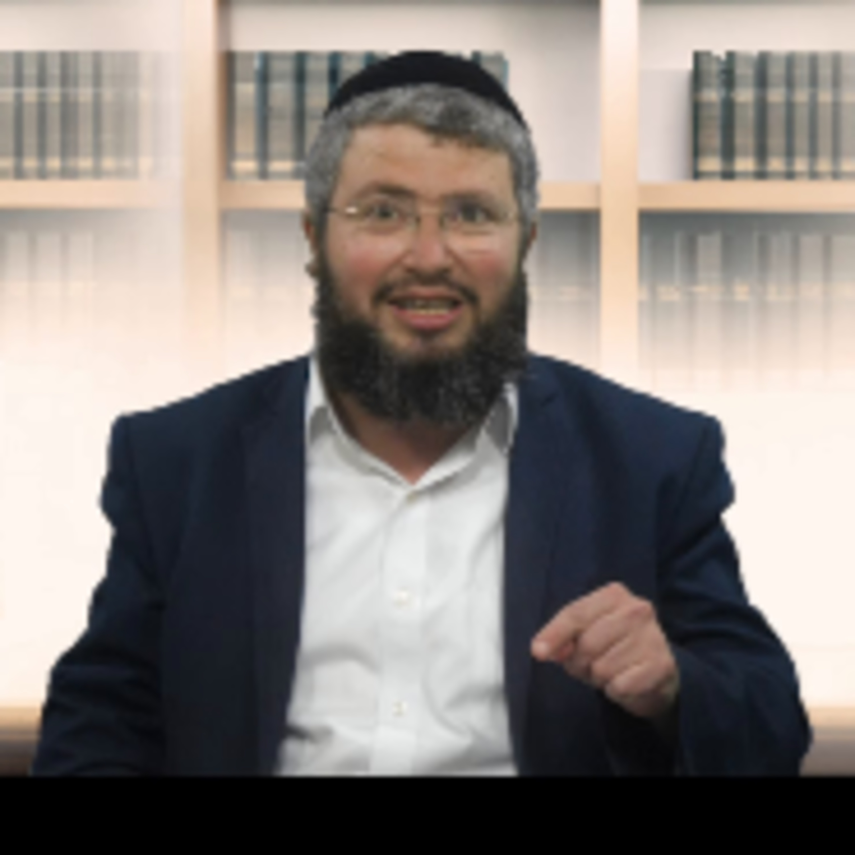 שיעור בפרקי אבות - למה נקראת מסכת אבות? - שיעור ראשון | הרב אברהם משה רוט